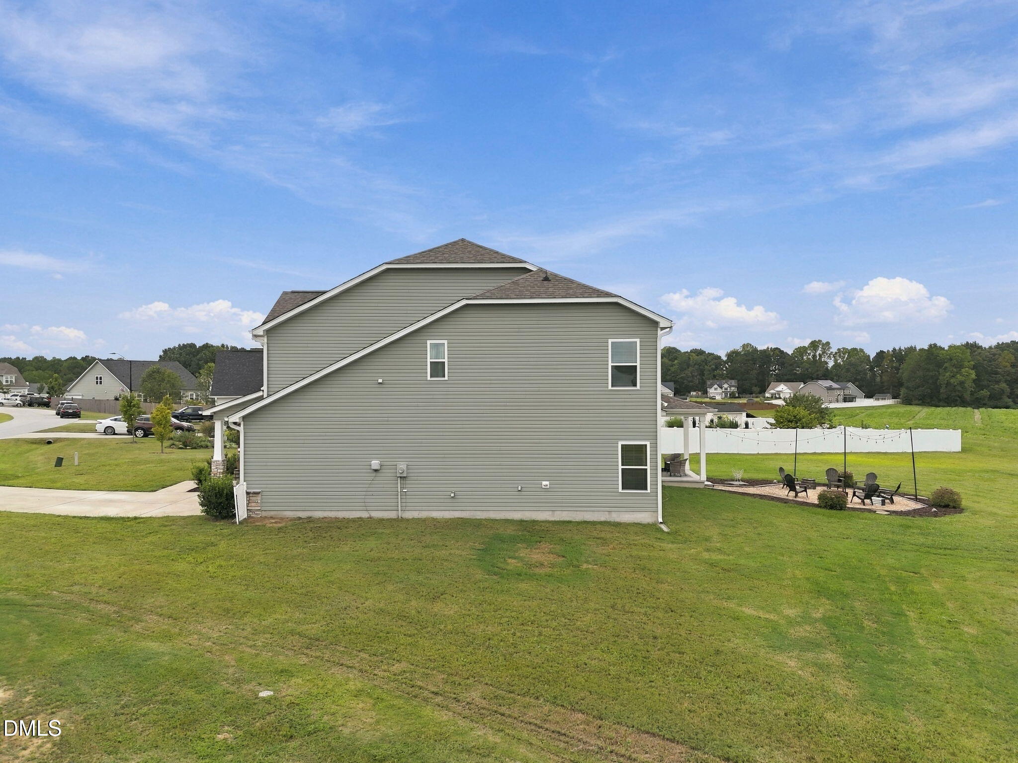 main property photo 49