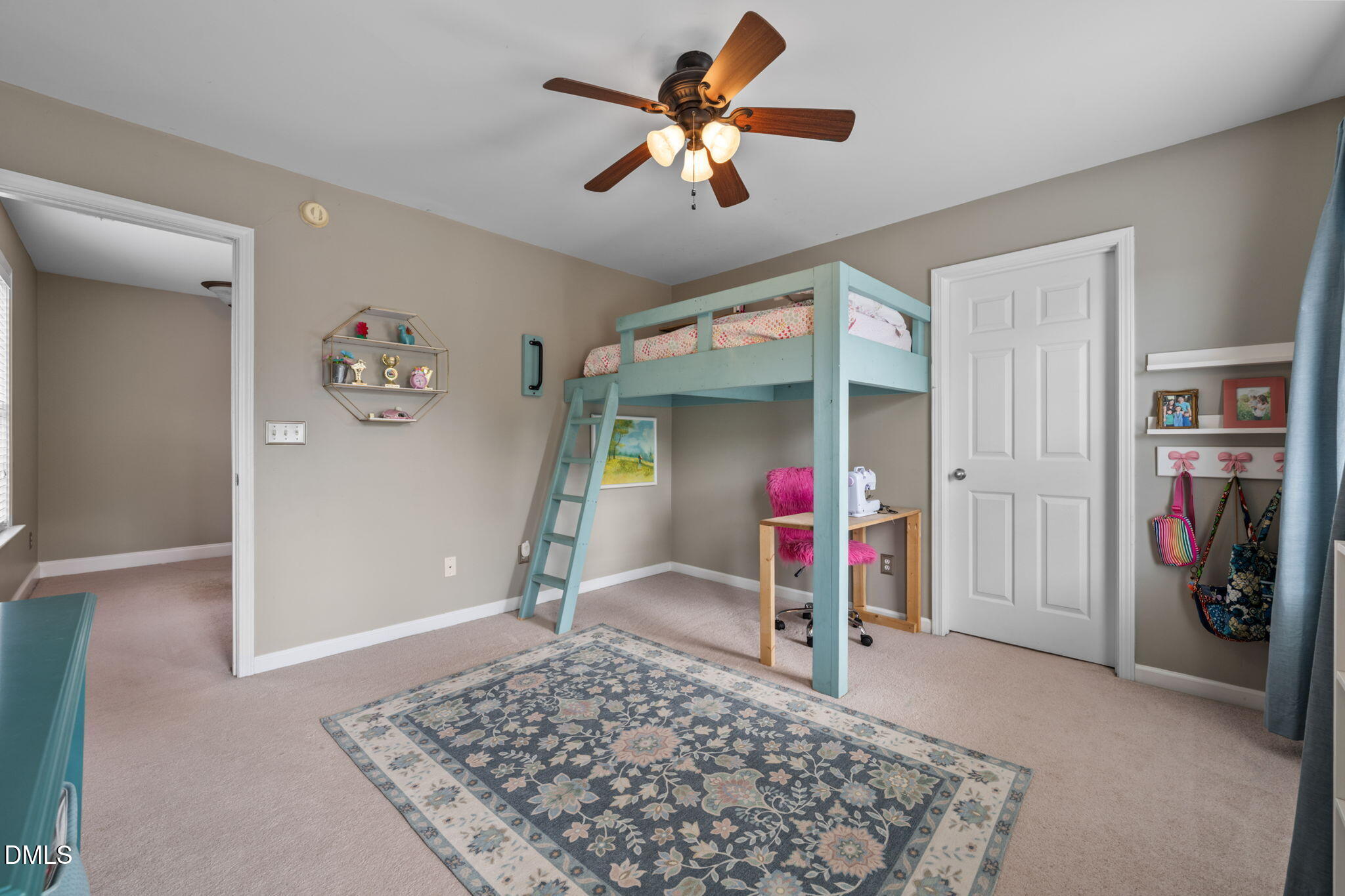 main property photo 17