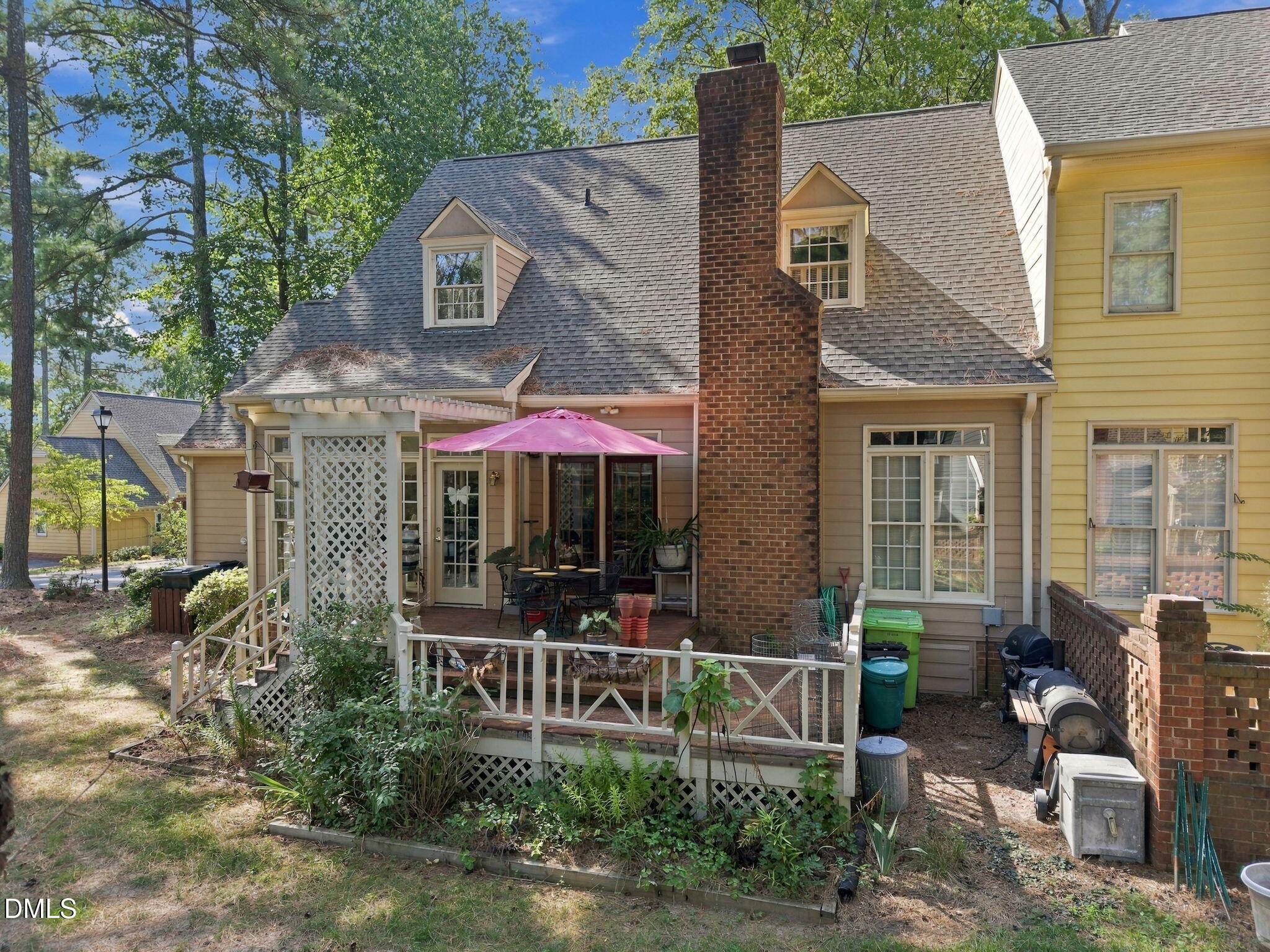 main property photo 15