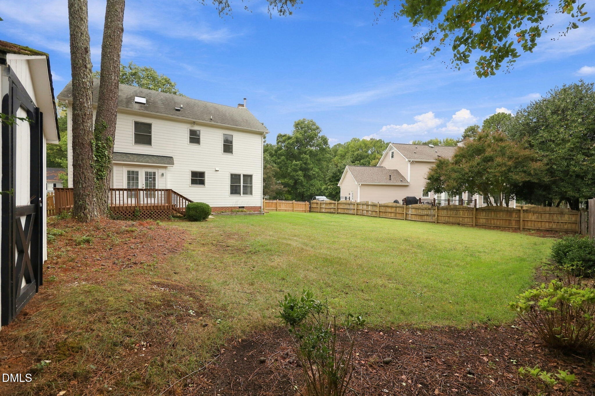 main property photo 41