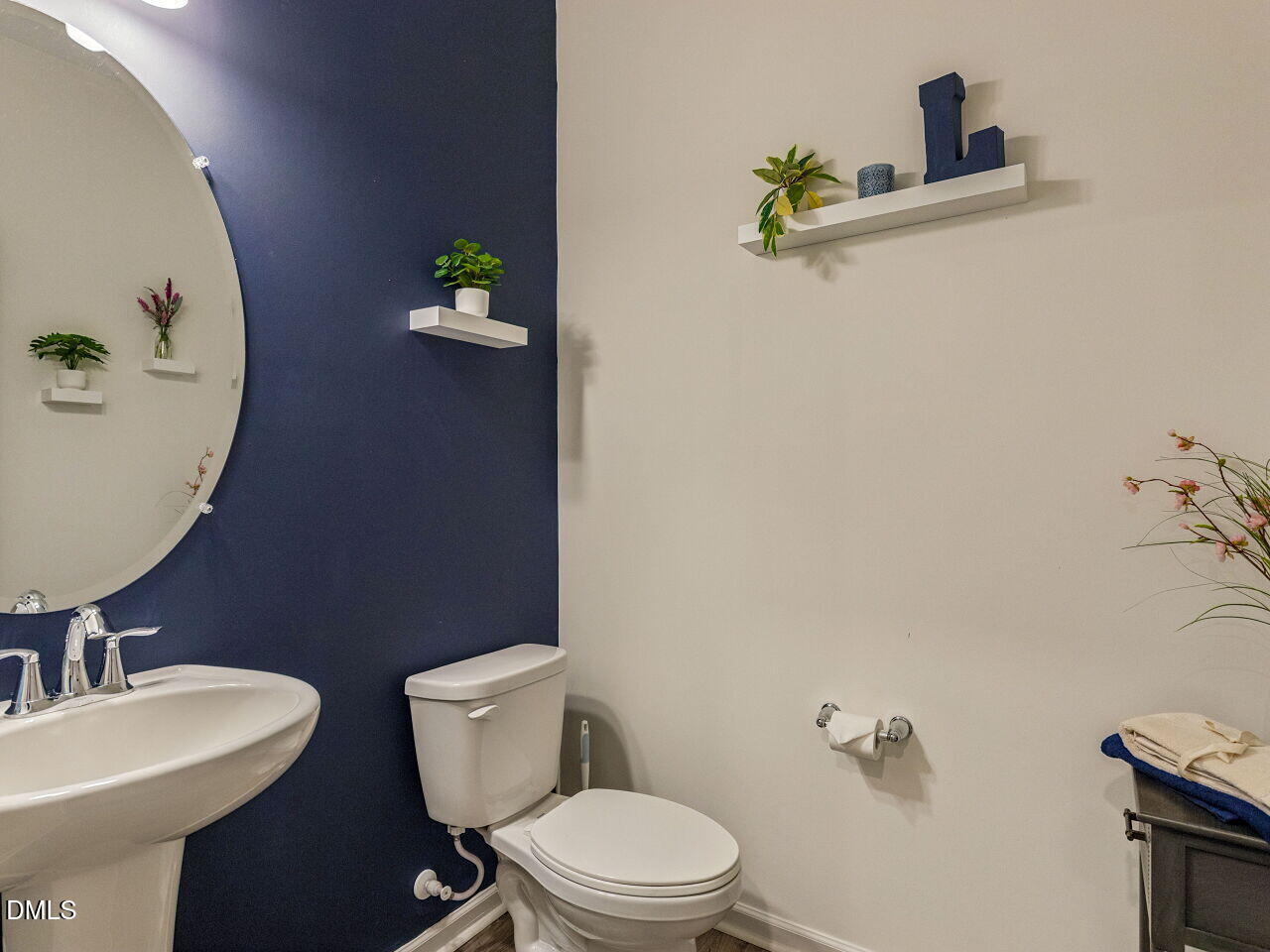 main property photo 12
