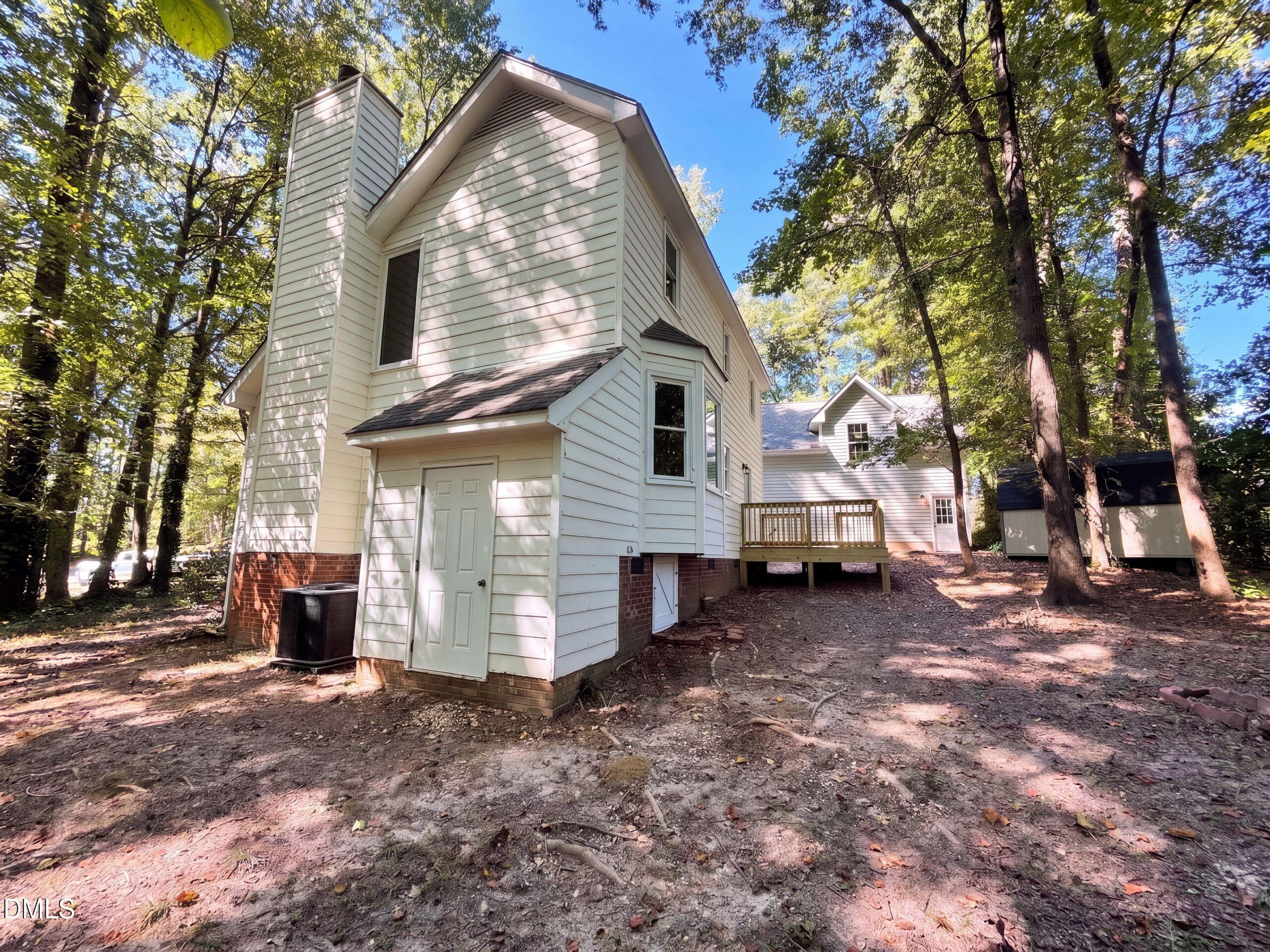 main property photo 19