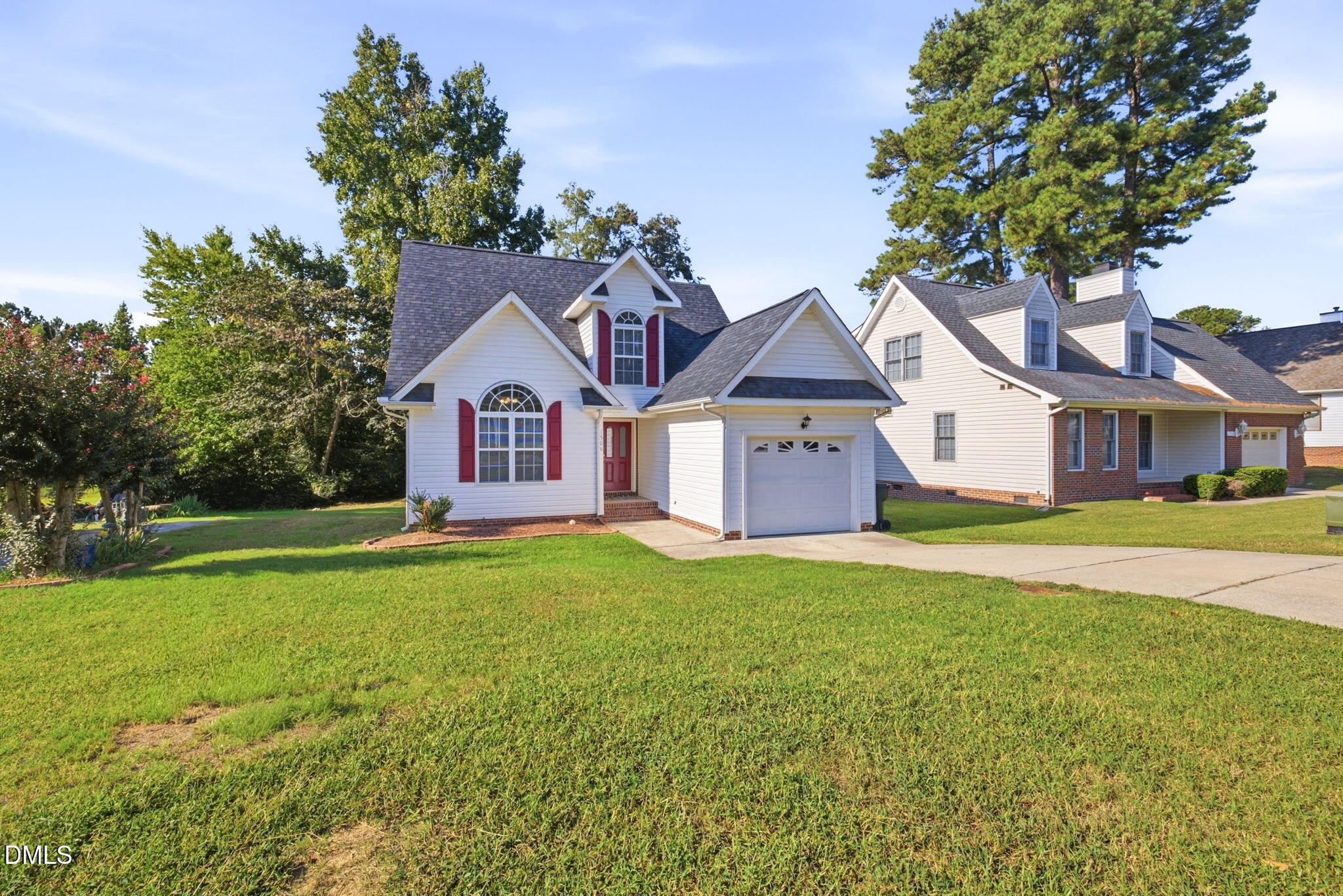 main property photo 3