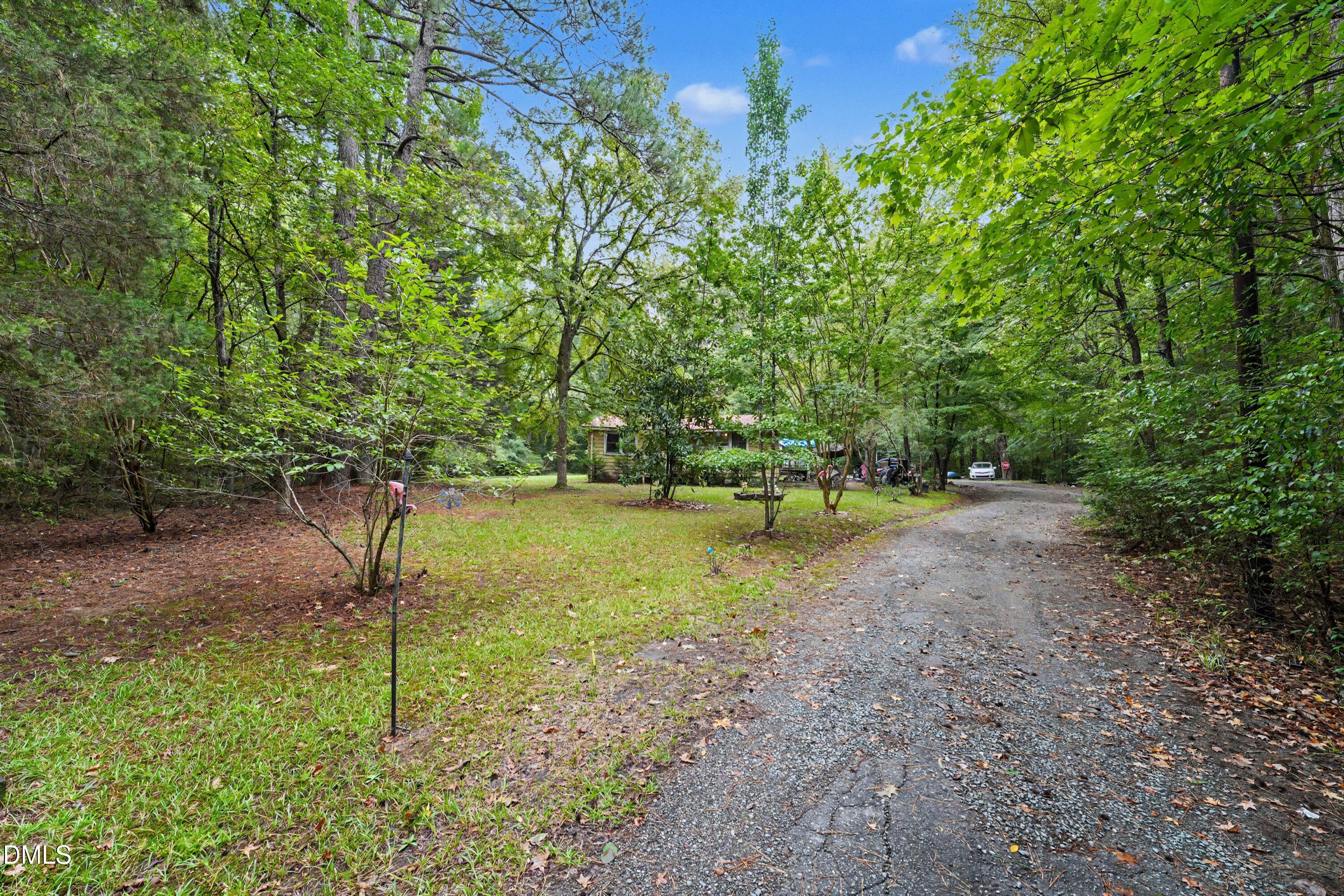 main property photo 6