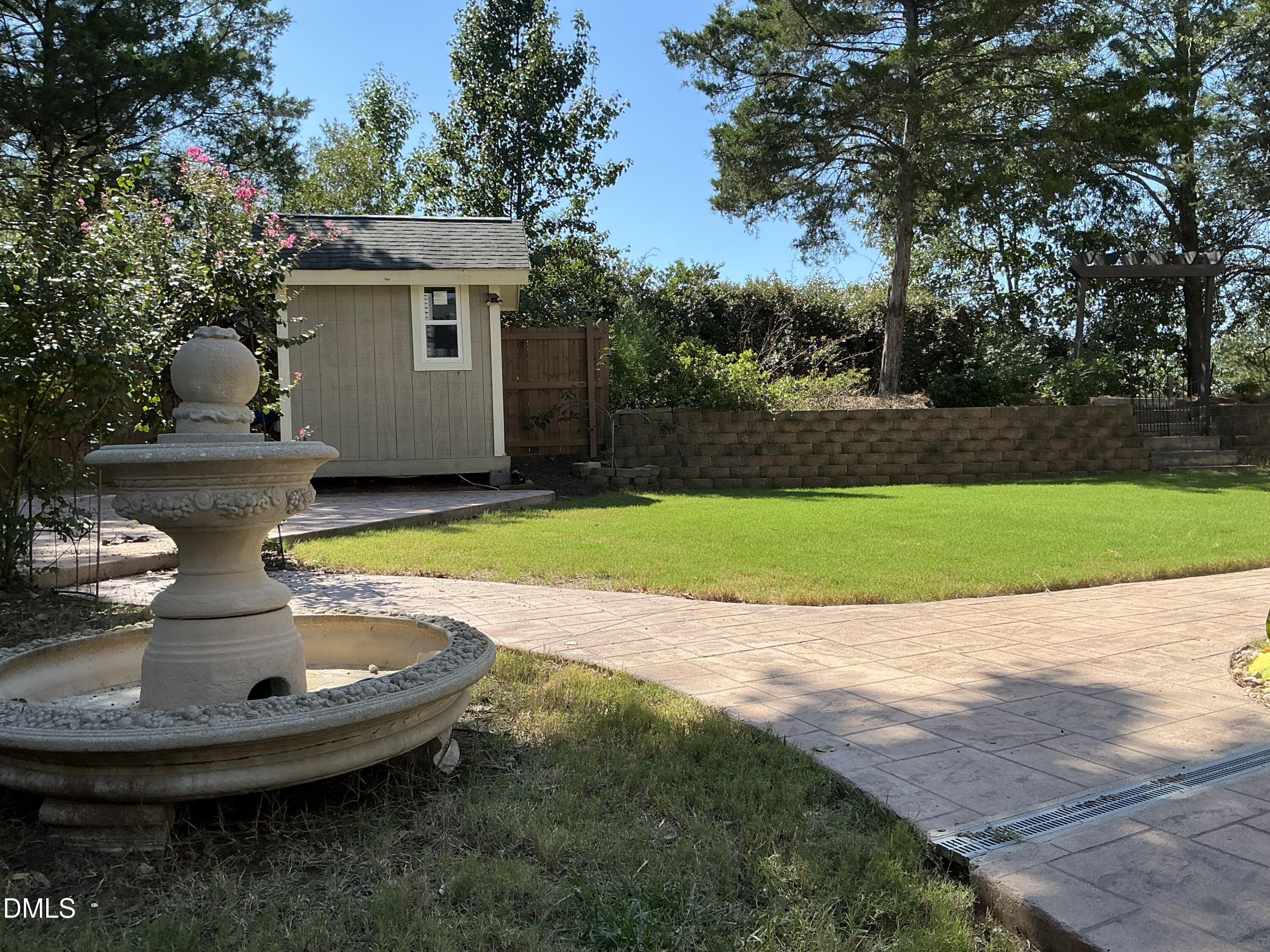 main property photo 59