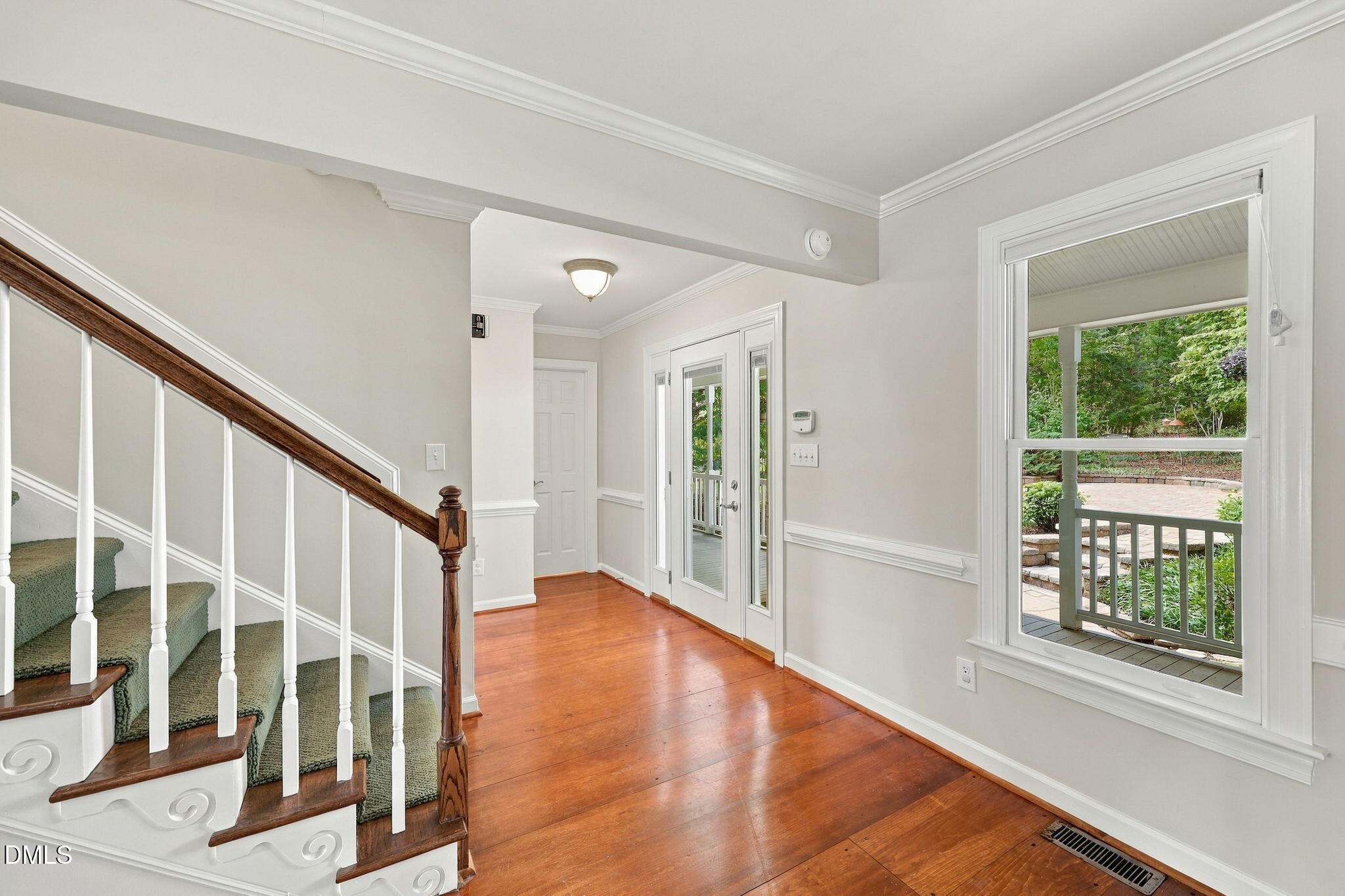 main property photo 11