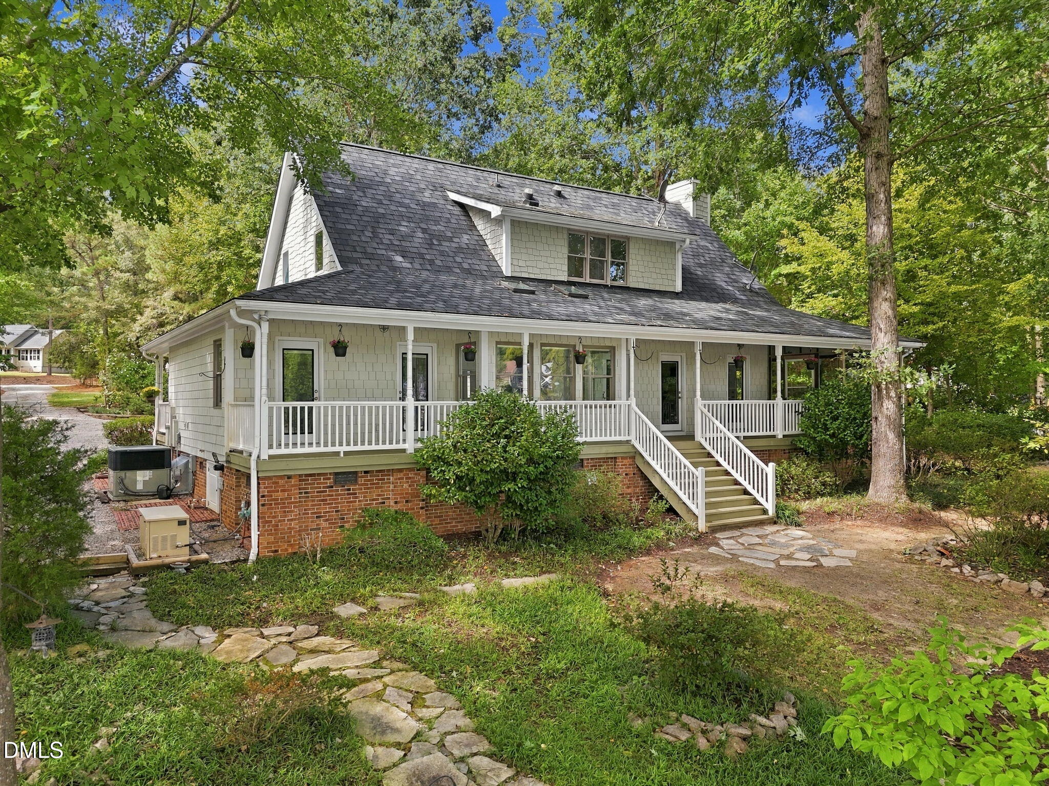 main property photo 43