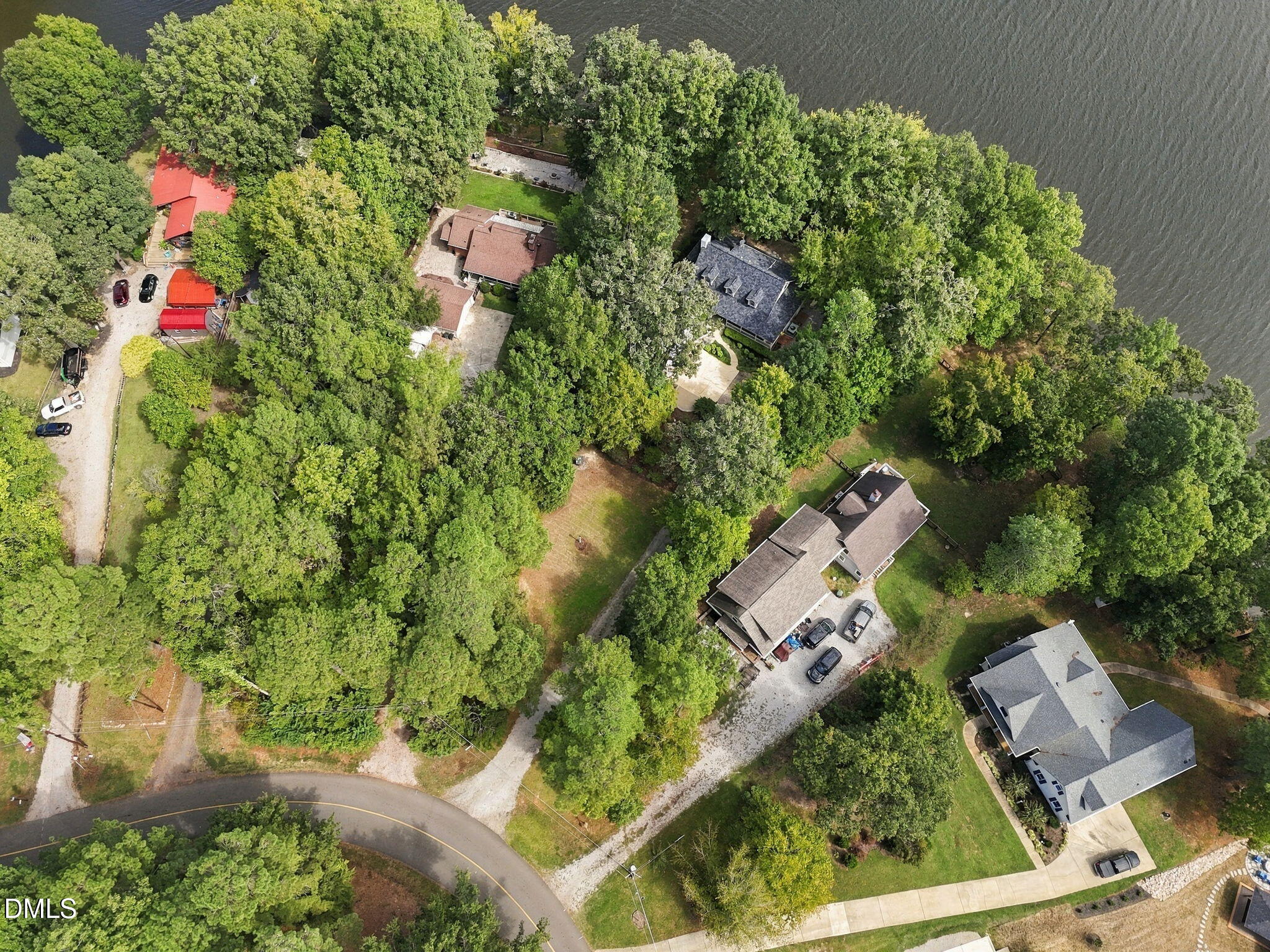 main property photo 51