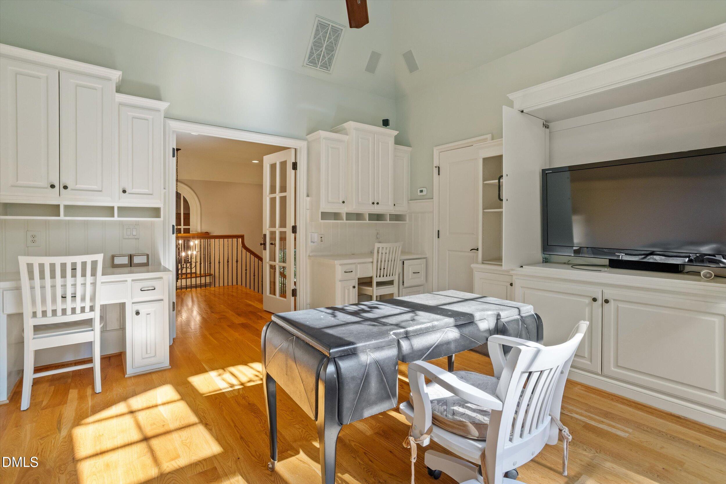main property photo 57
