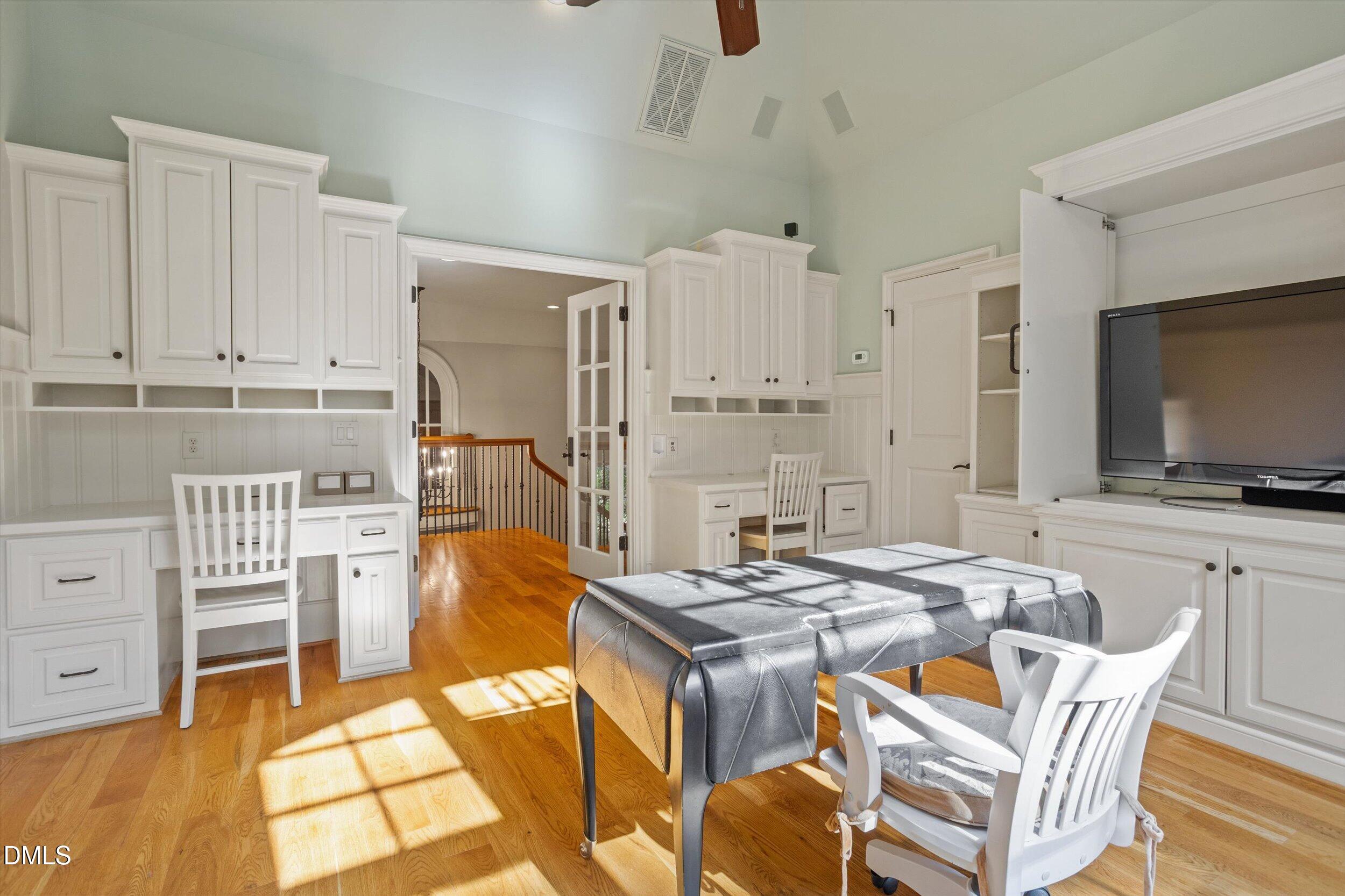main property photo 58