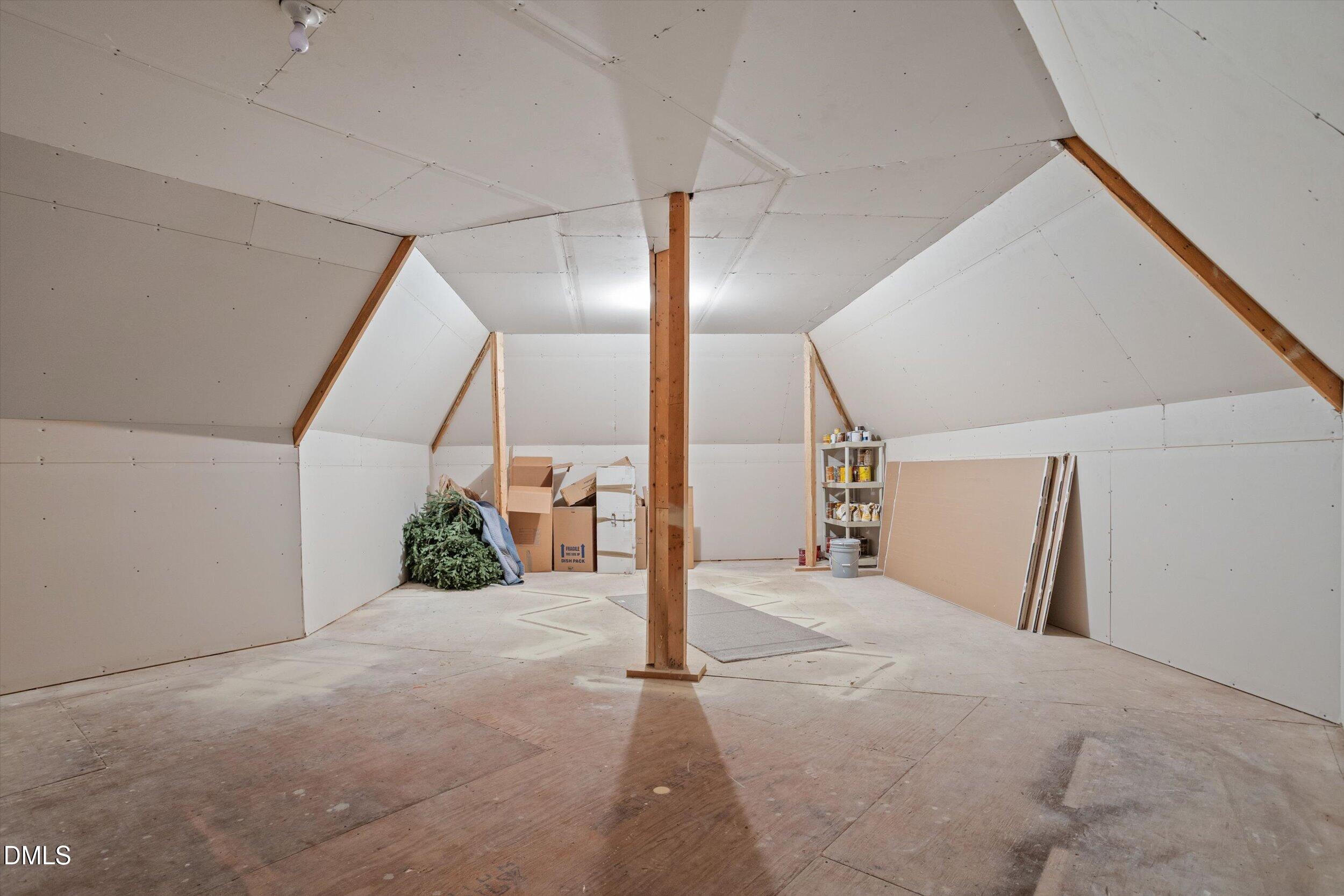 main property photo 71