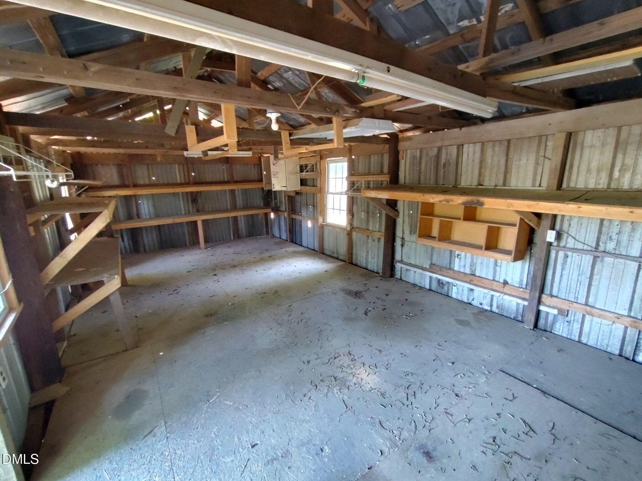 main property photo 27