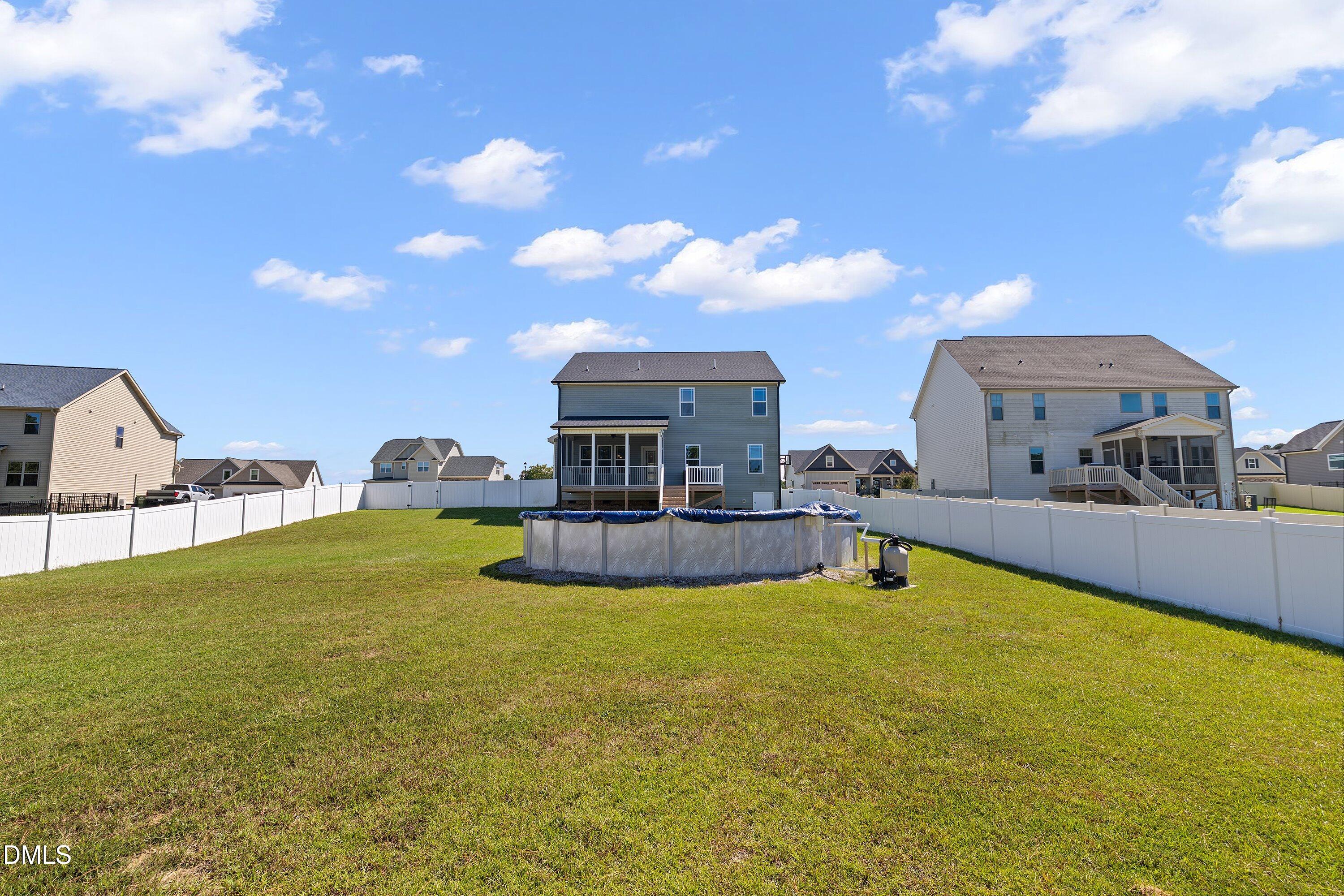 main property photo 50