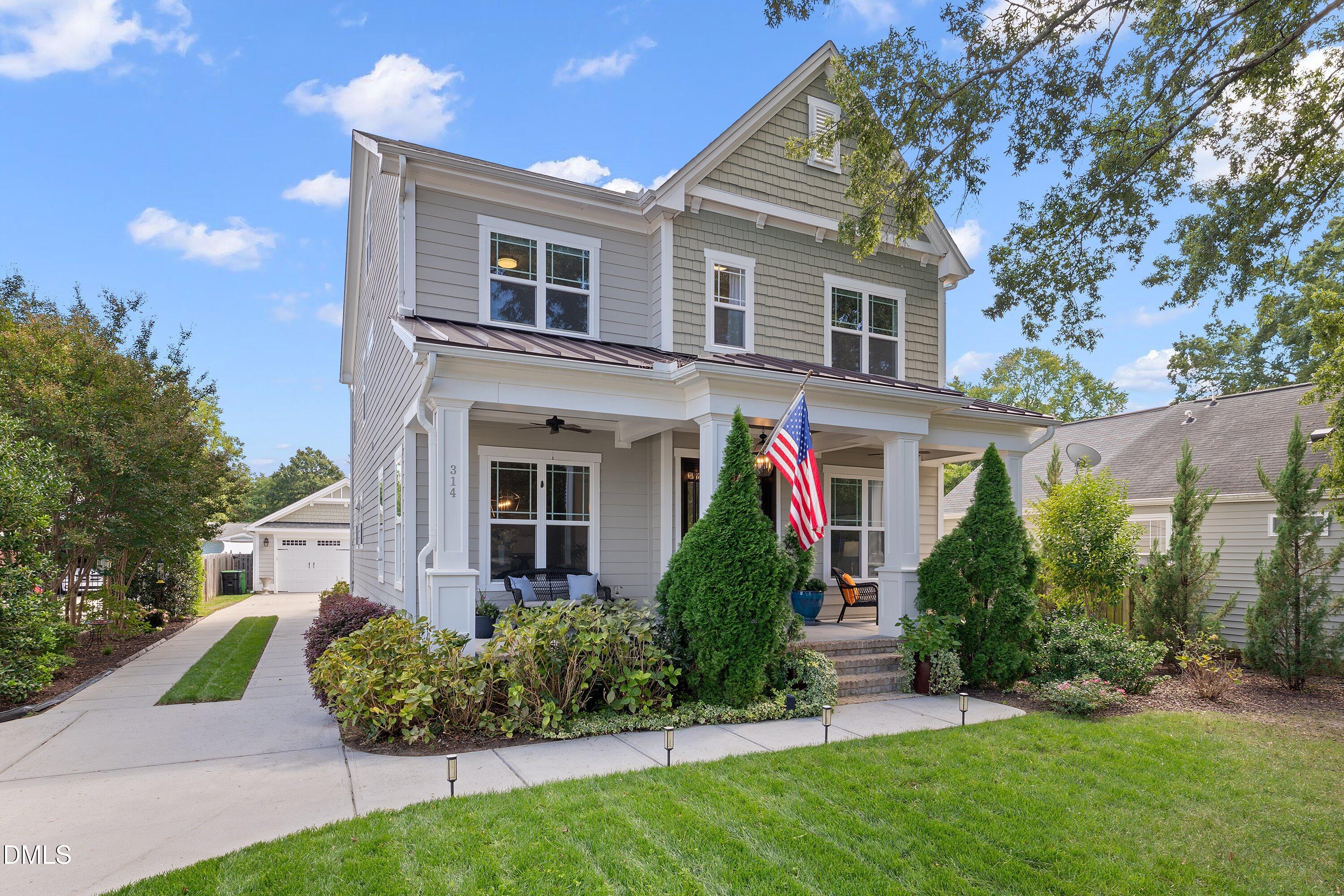 main property photo 2