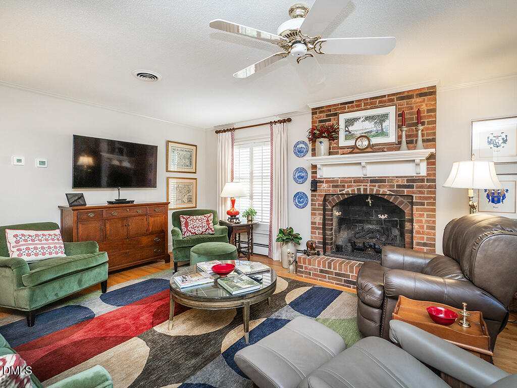 main property photo 15