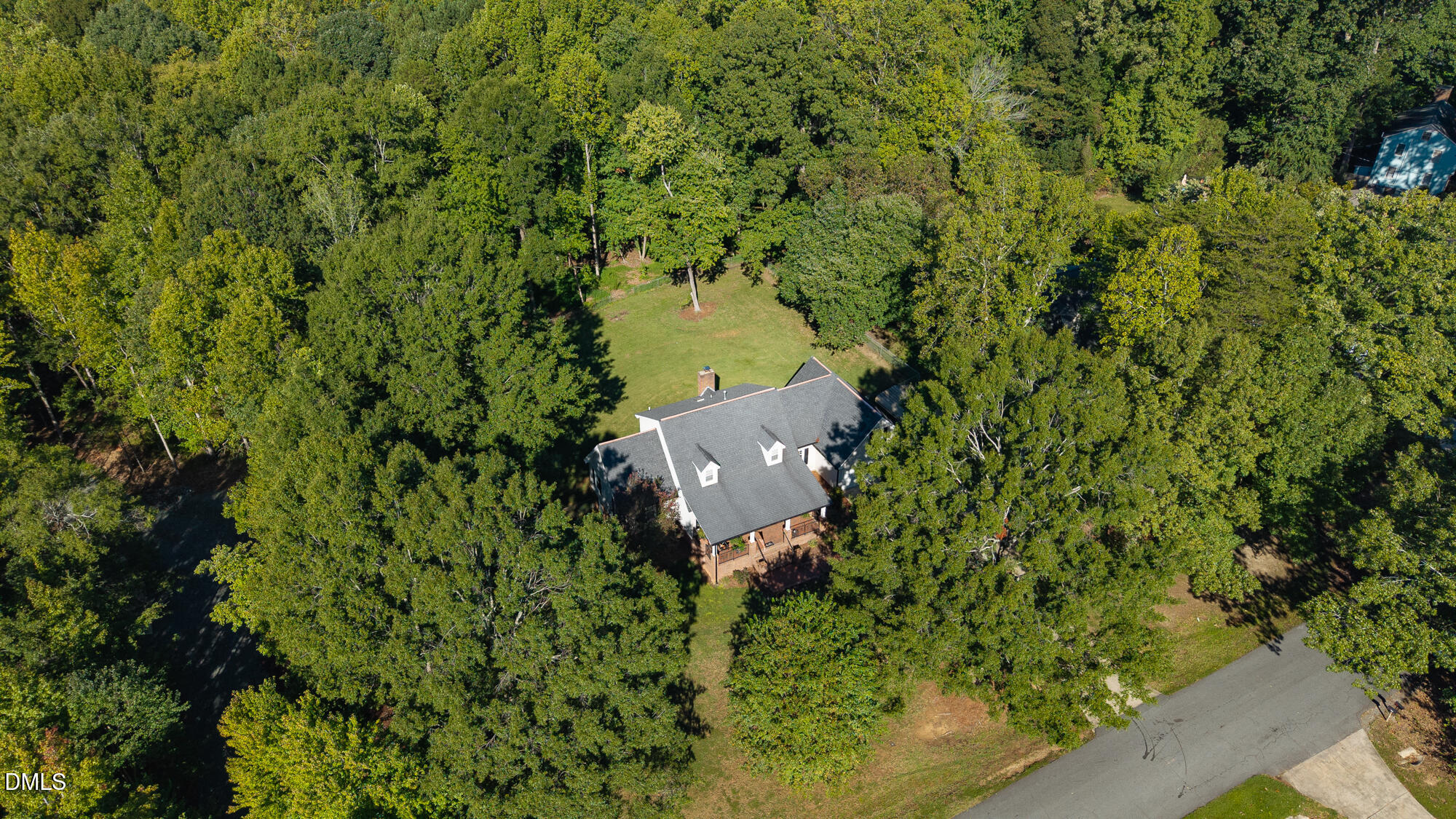 main property photo 45