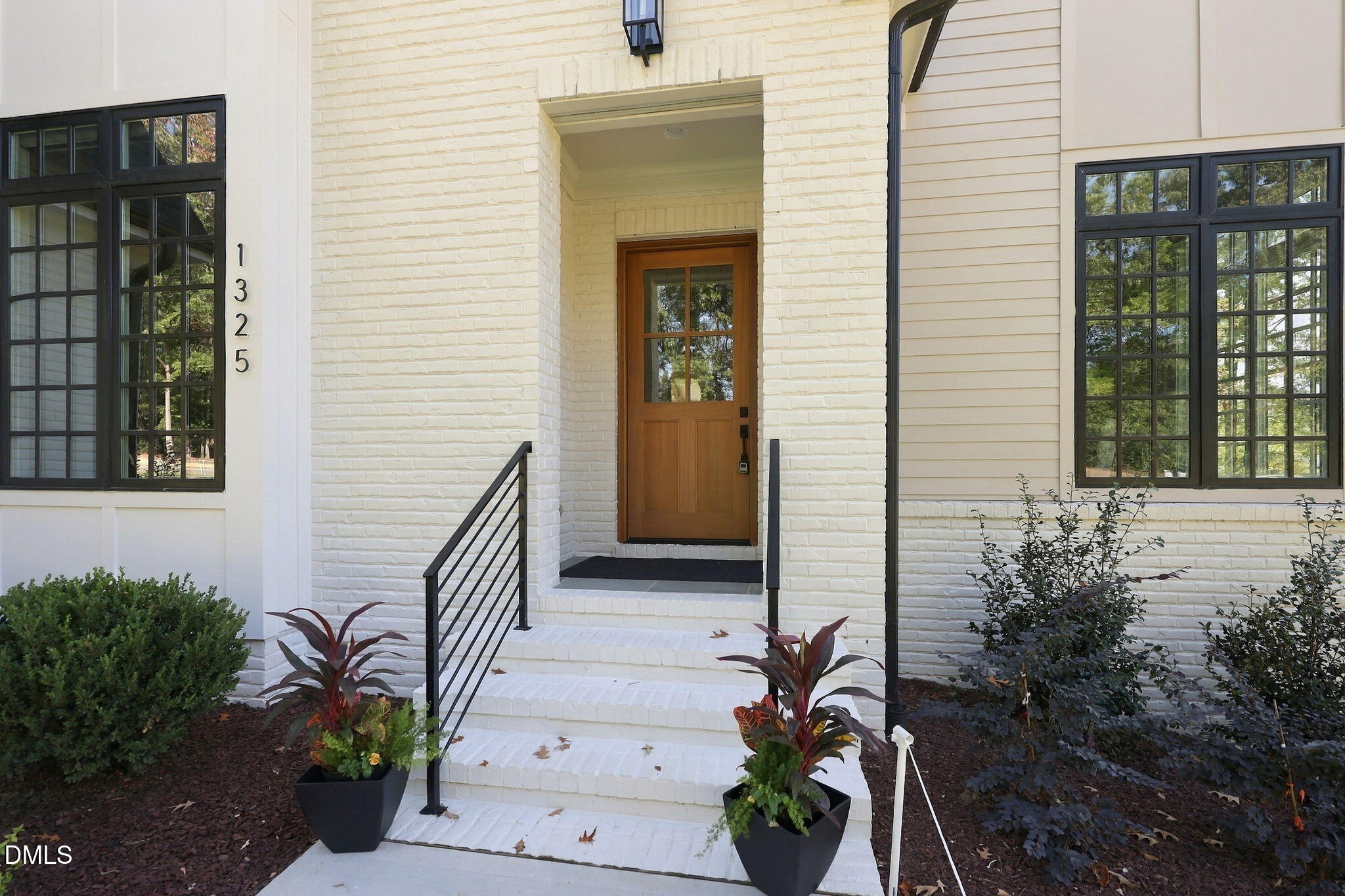 main property photo 74