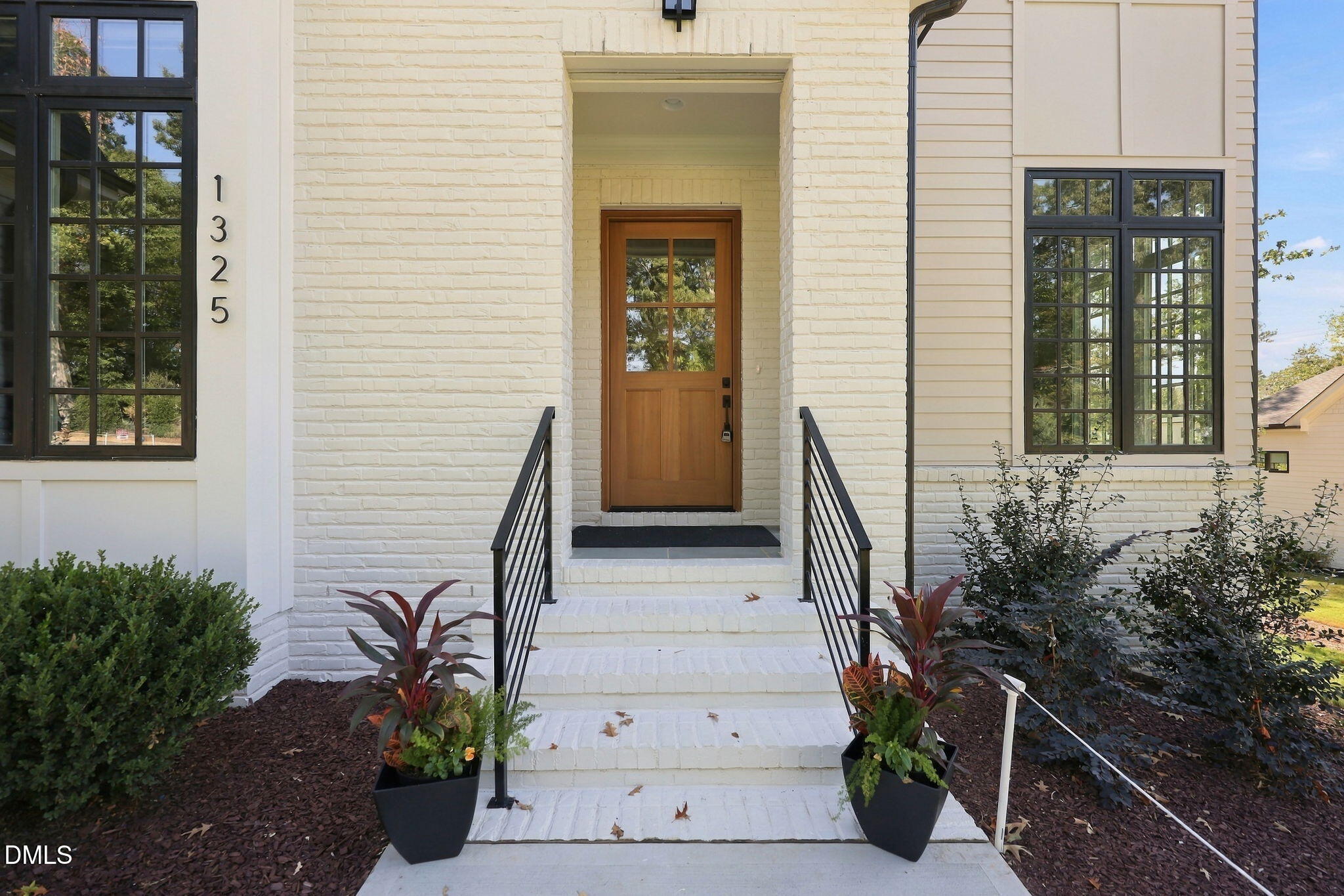 main property photo 75