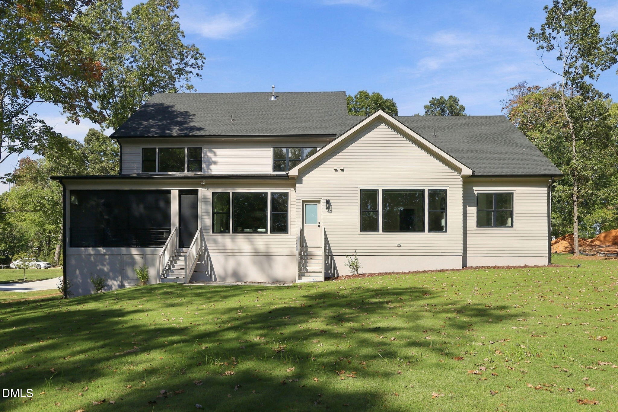 main property photo 78