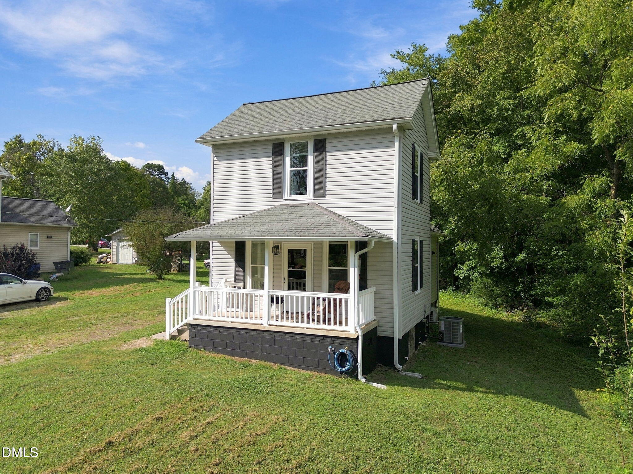 main property photo 2
