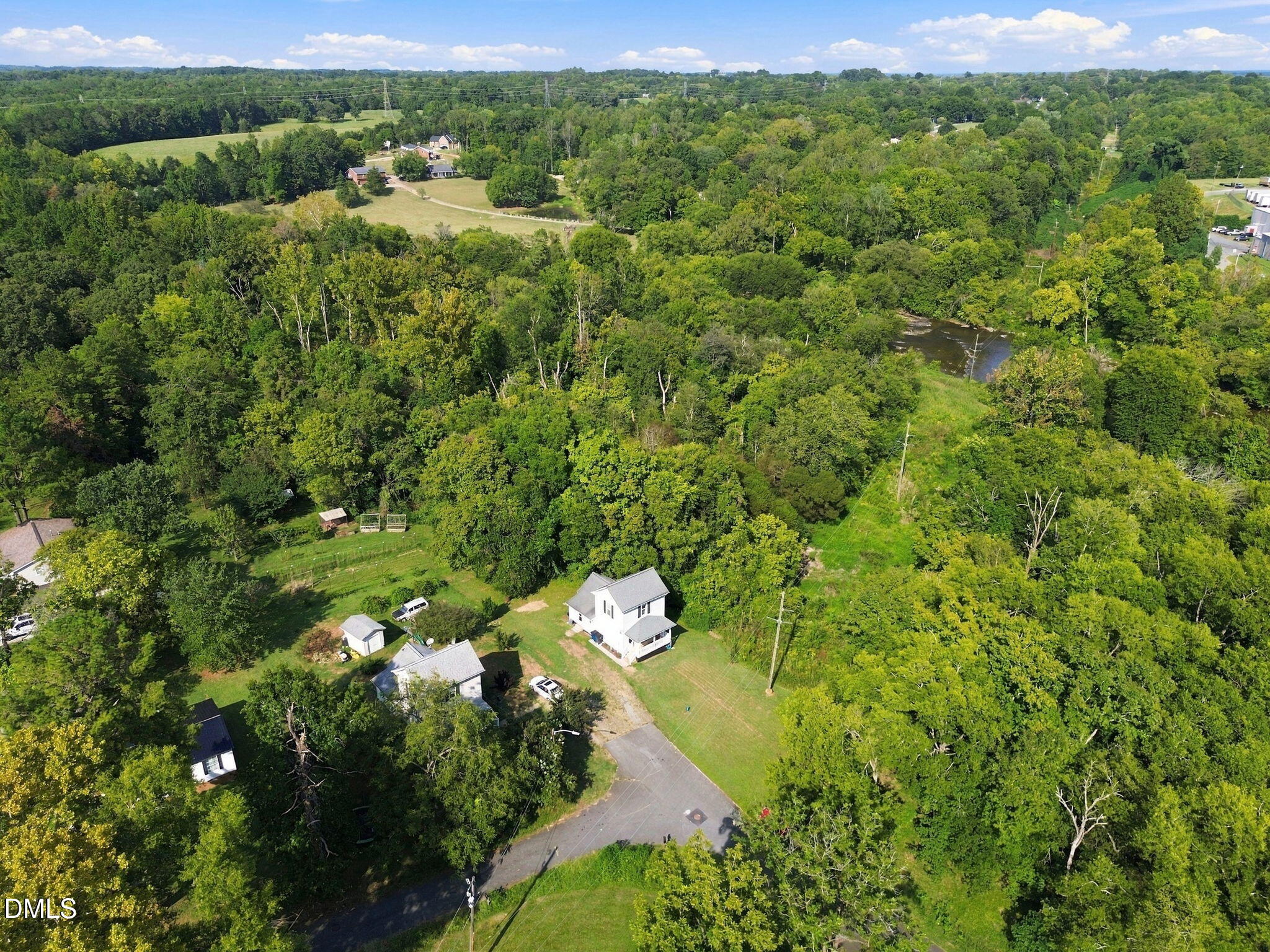 main property photo 20