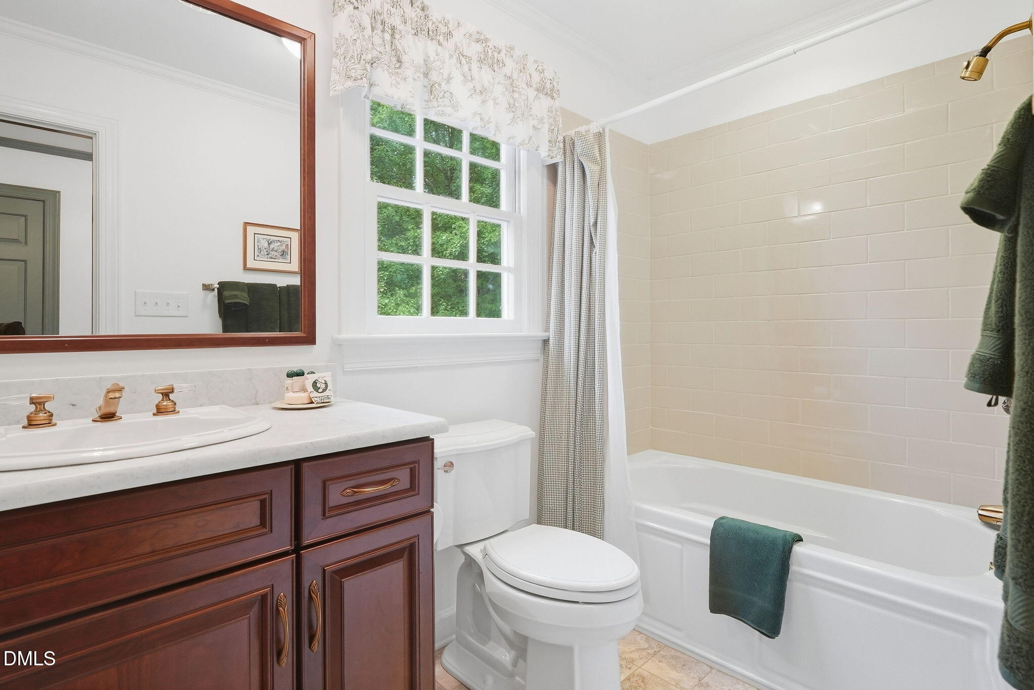 main property photo 77