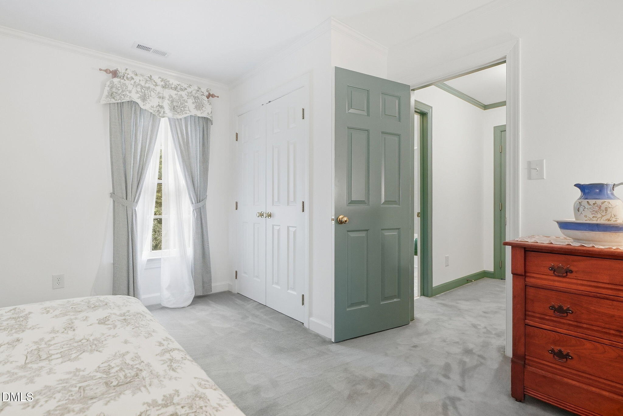 main property photo 79
