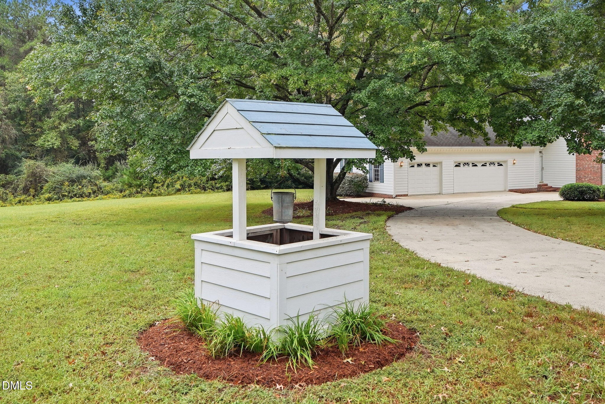 main property photo 92