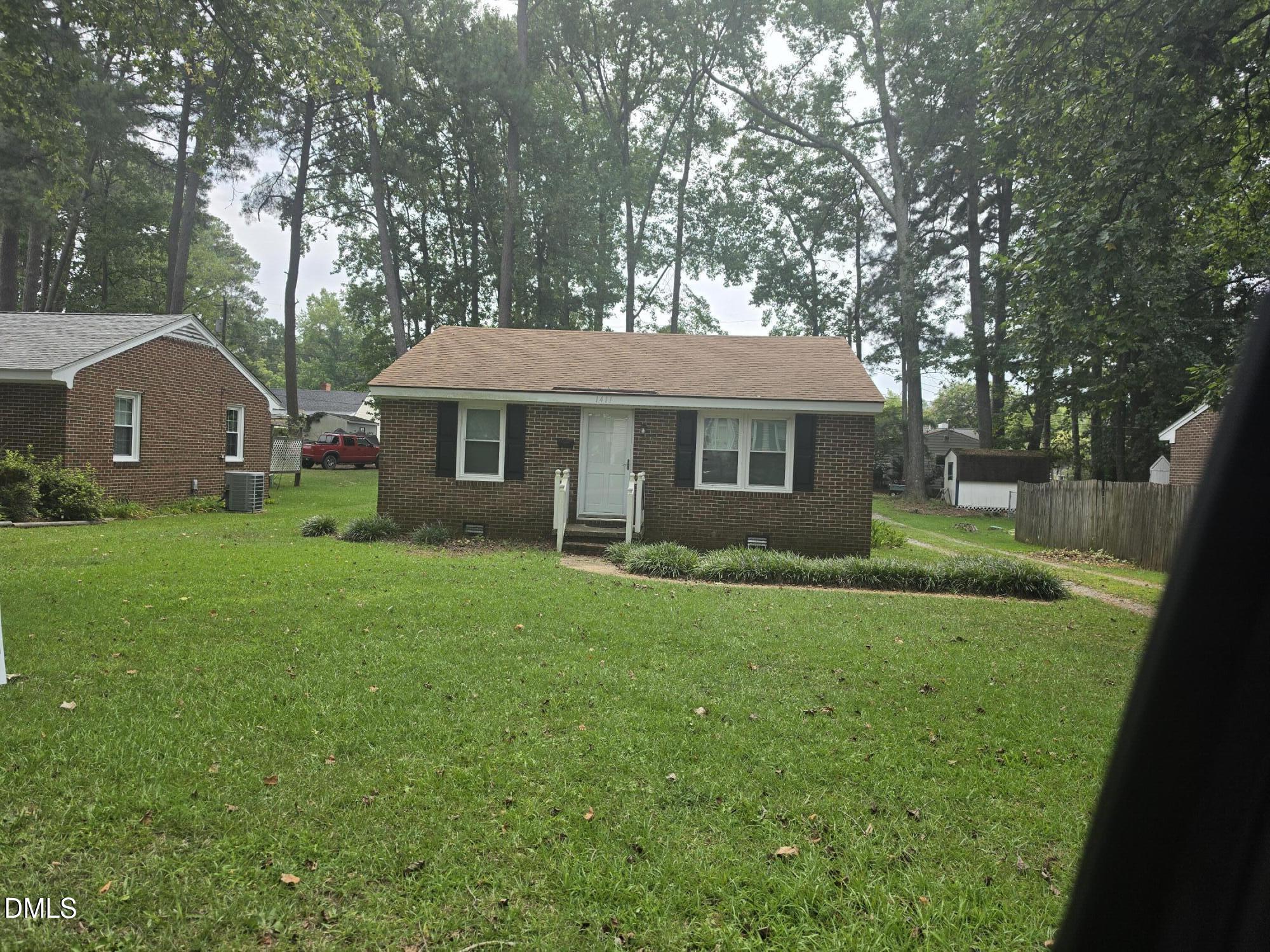 main property photo 14
