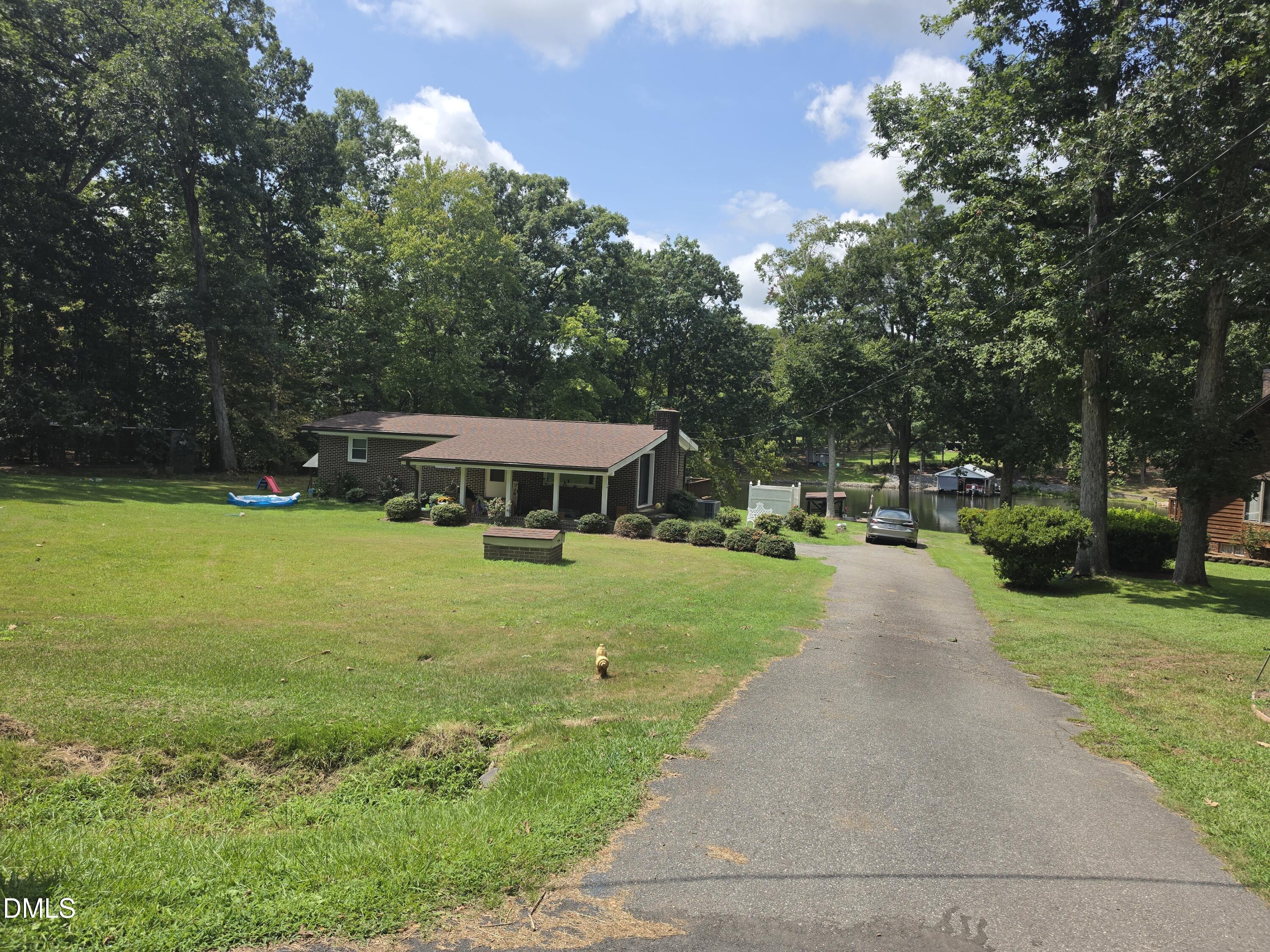 main property photo 7