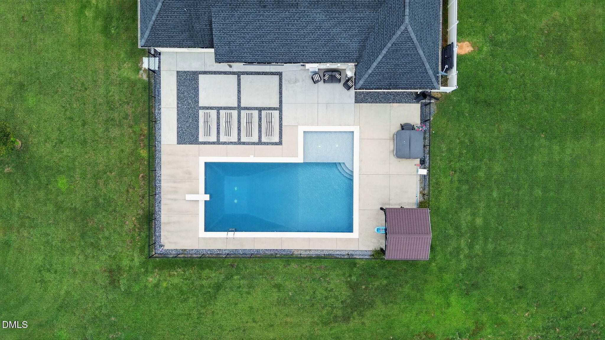 main property photo 58
