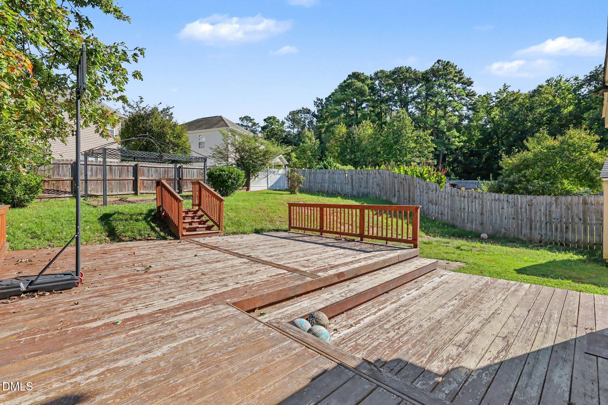 main property photo 24