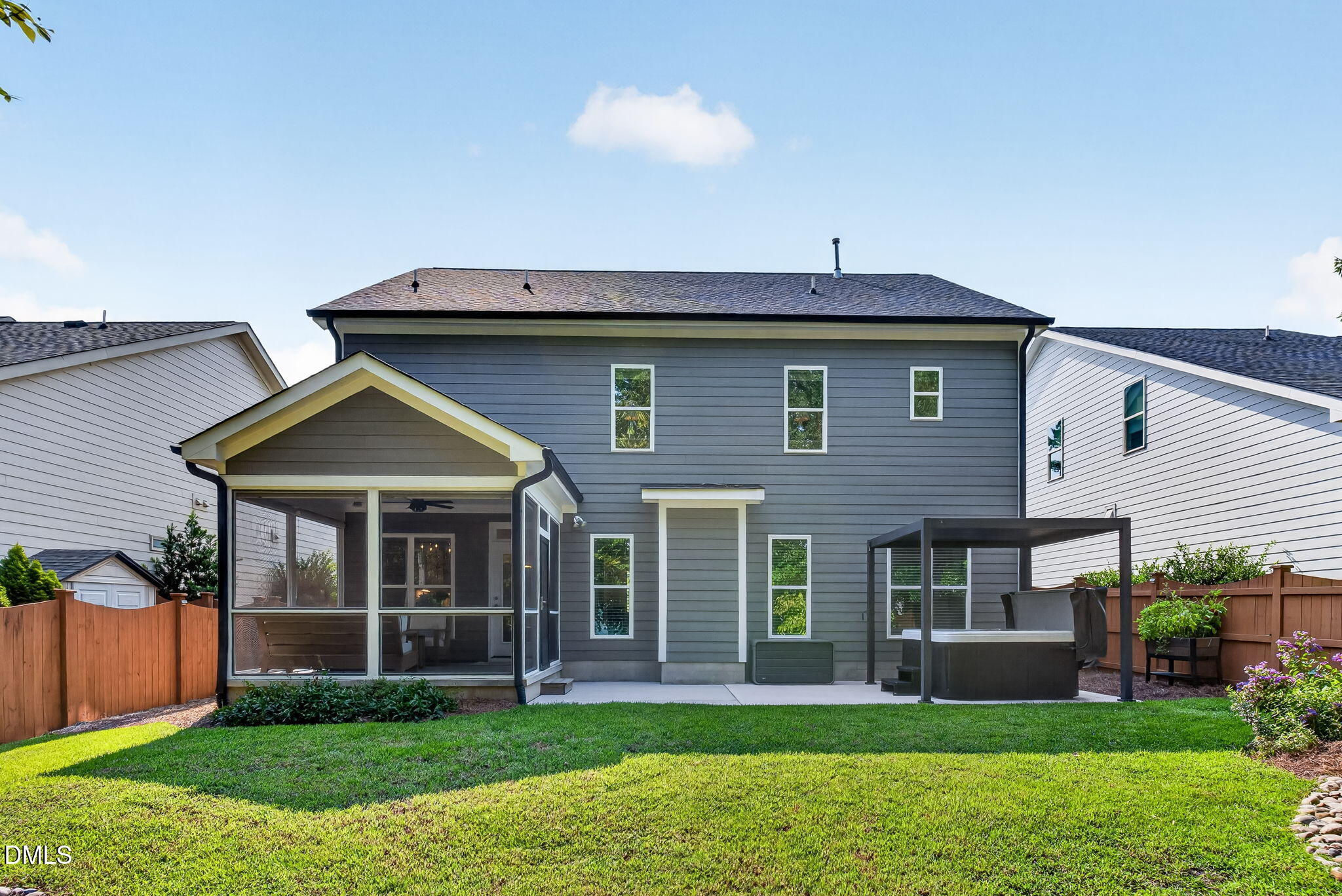 main property photo 39