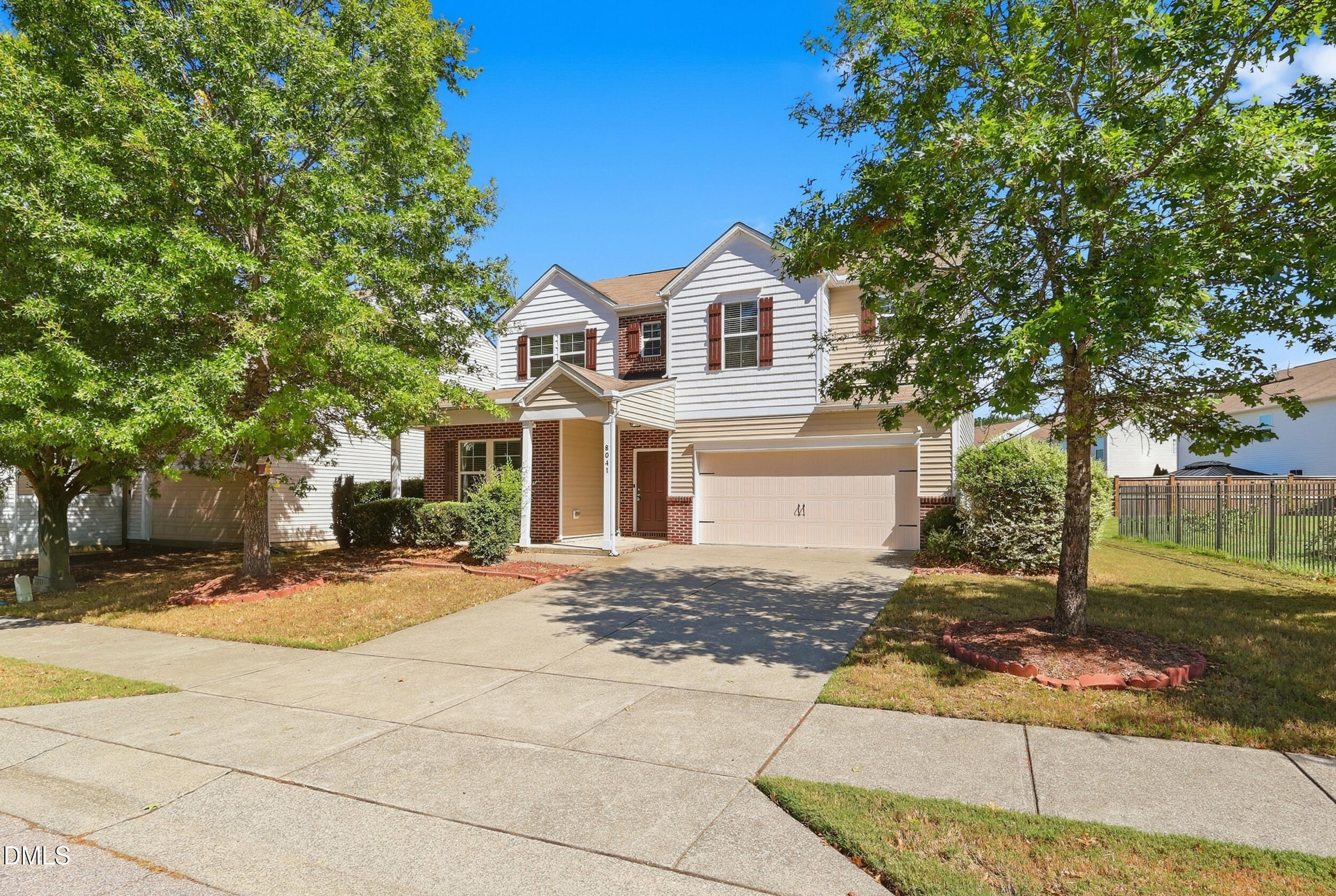 main property photo 3