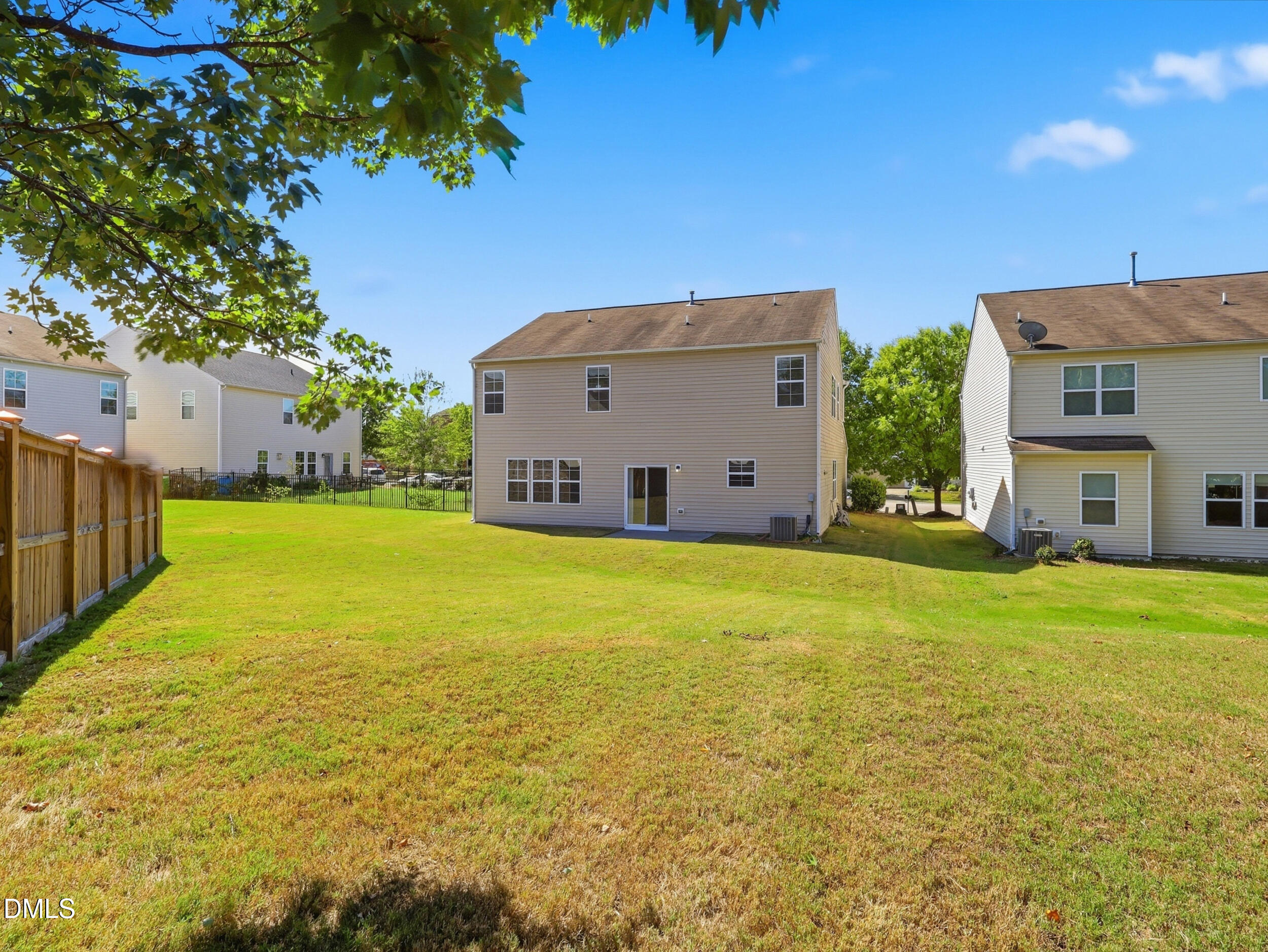 main property photo 35