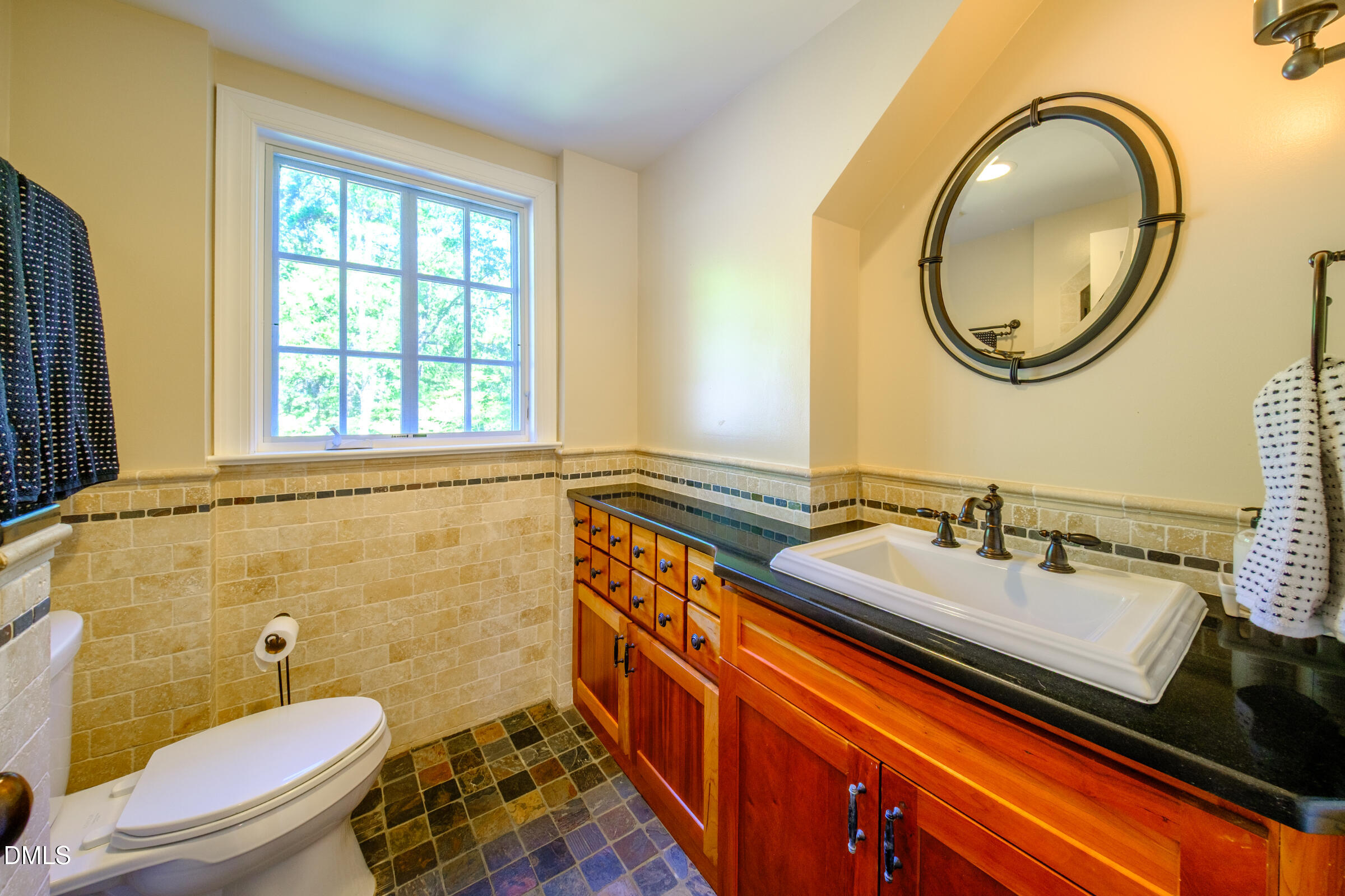 main property photo 49