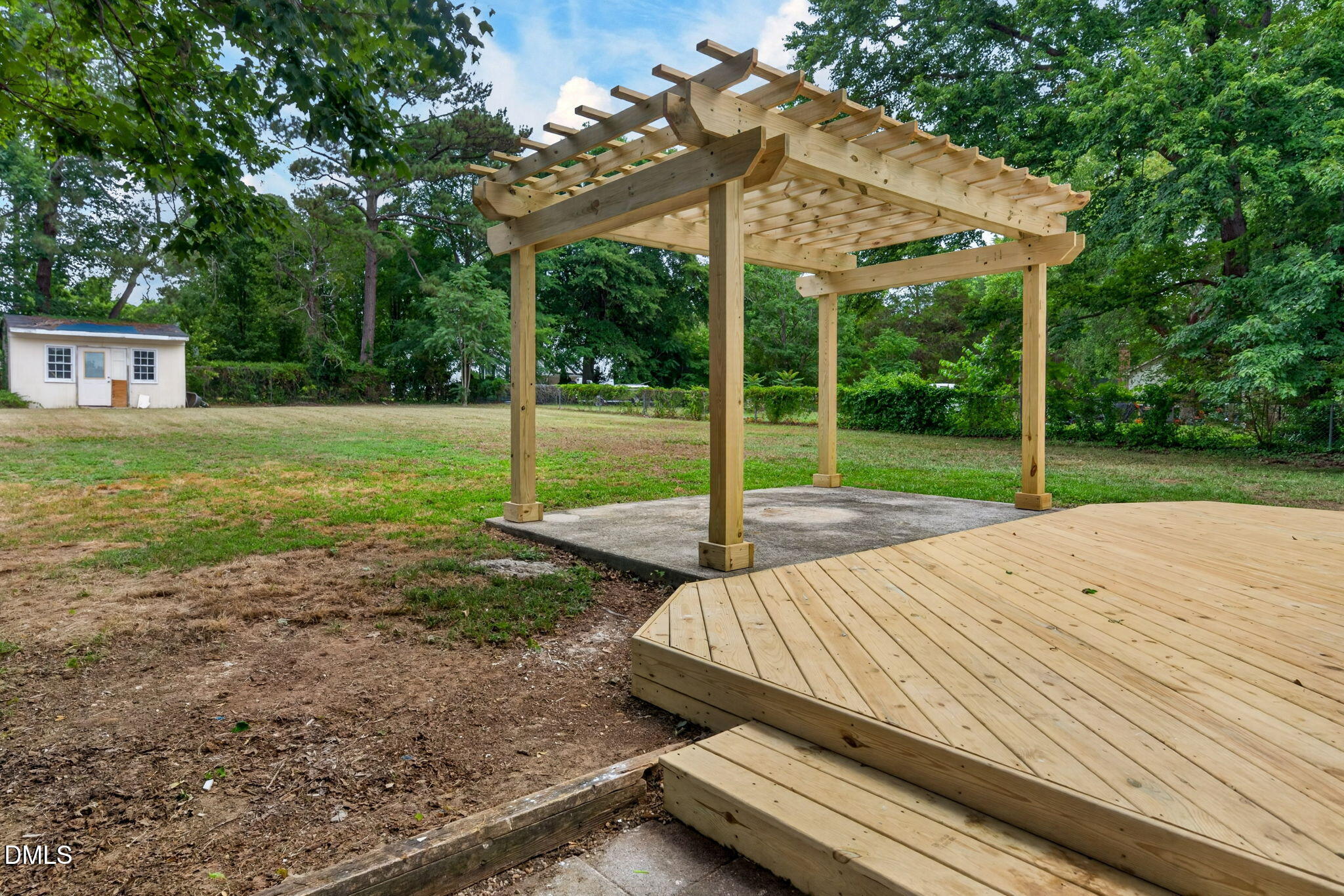 main property photo 35