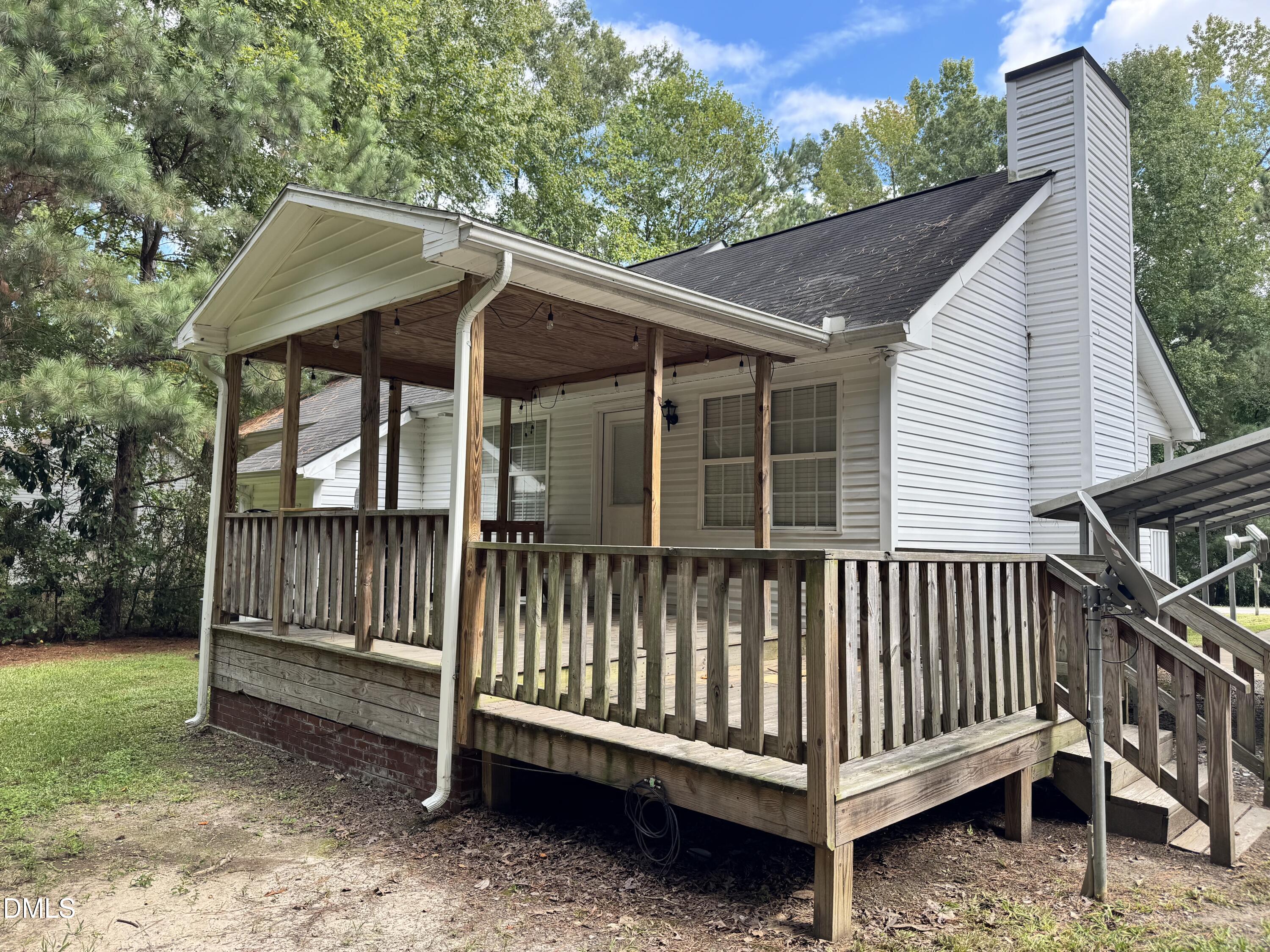 main property photo 8