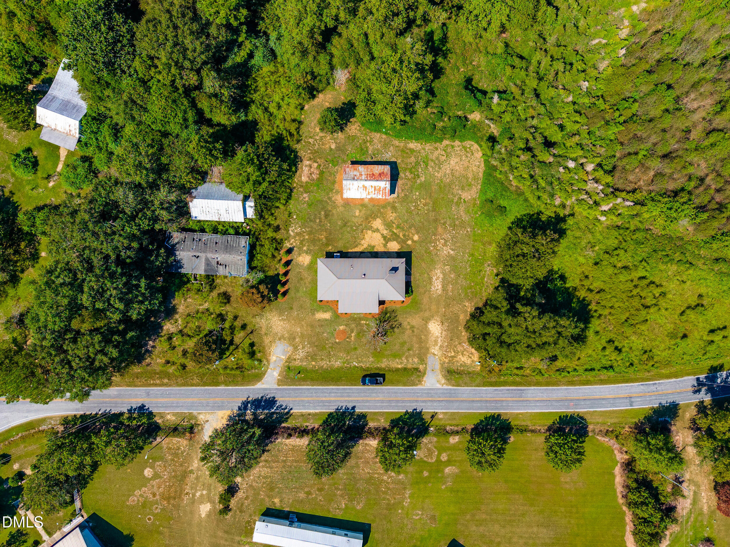 main property photo 39