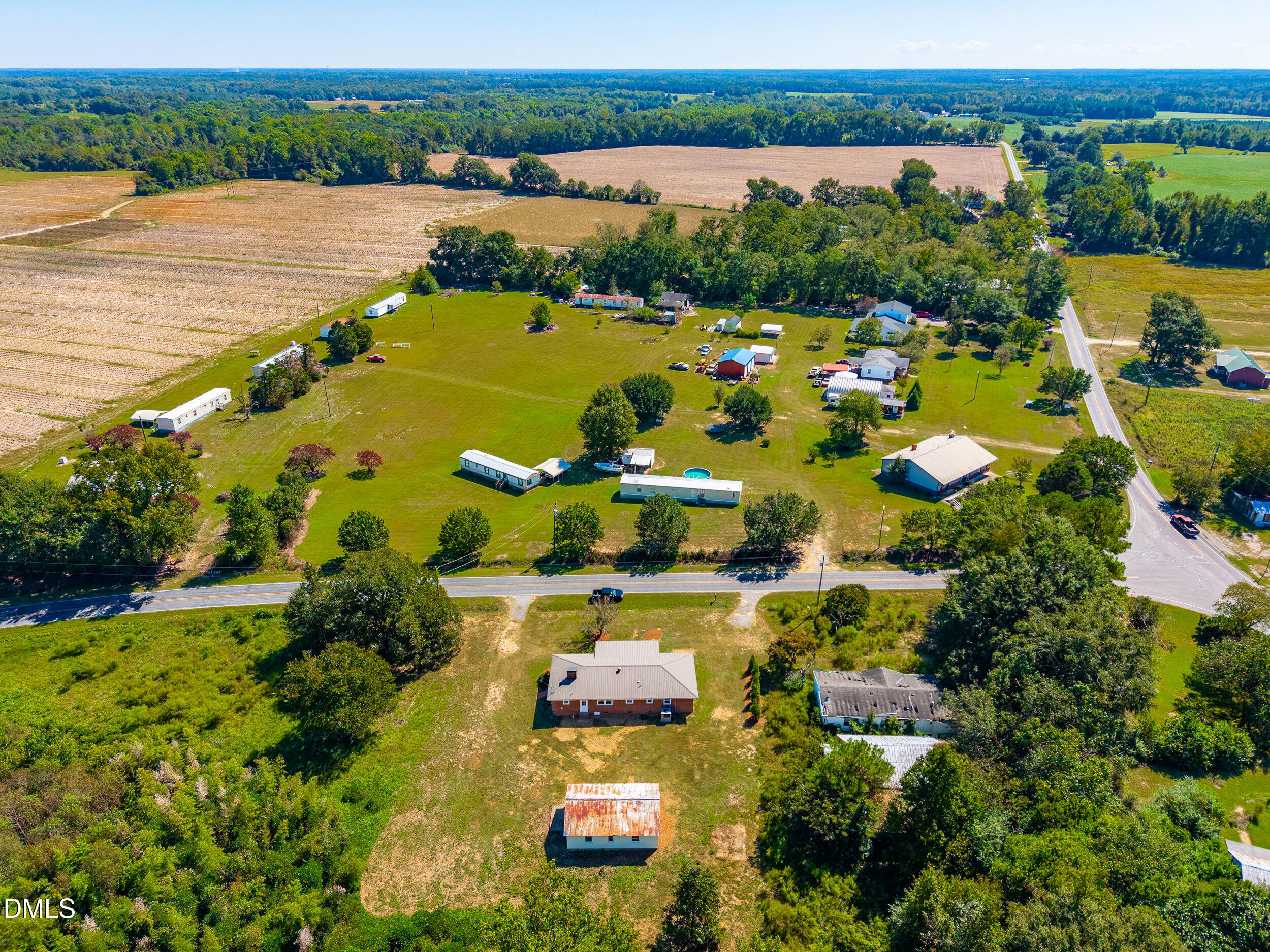 main property photo 41