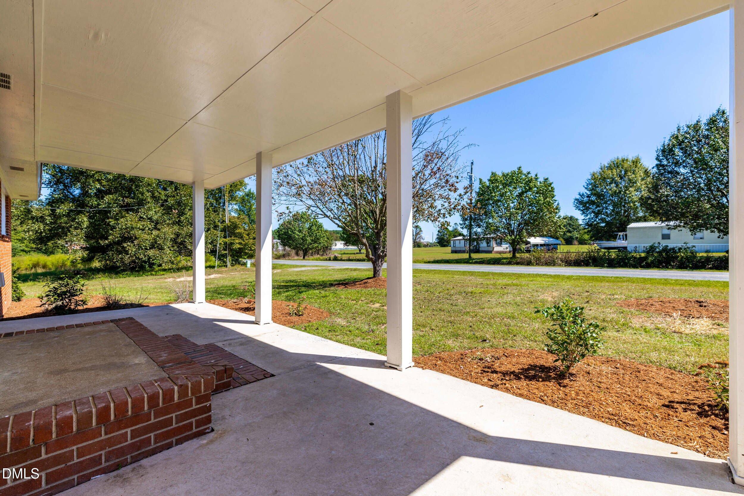 main property photo 45