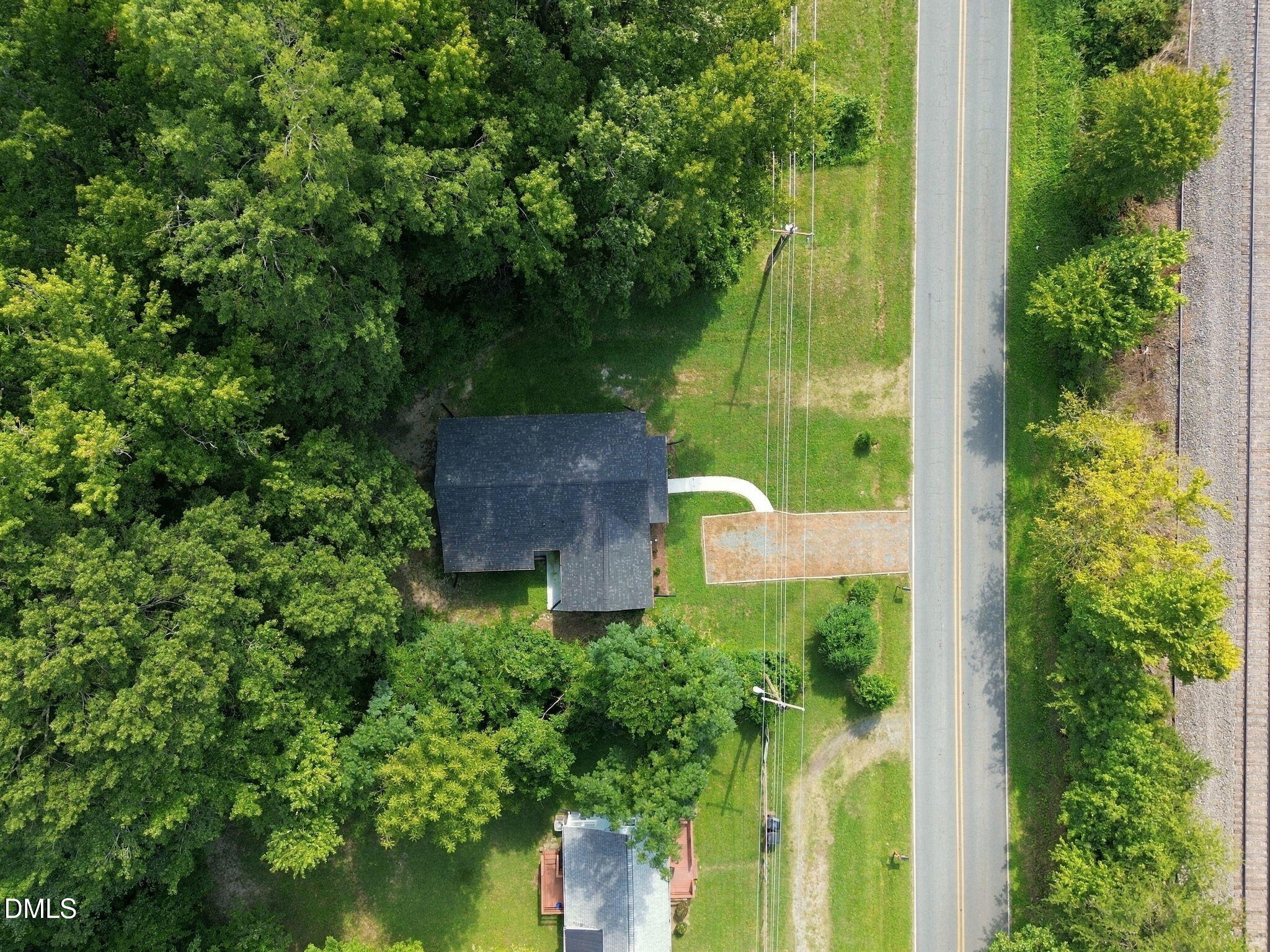 main property photo 27