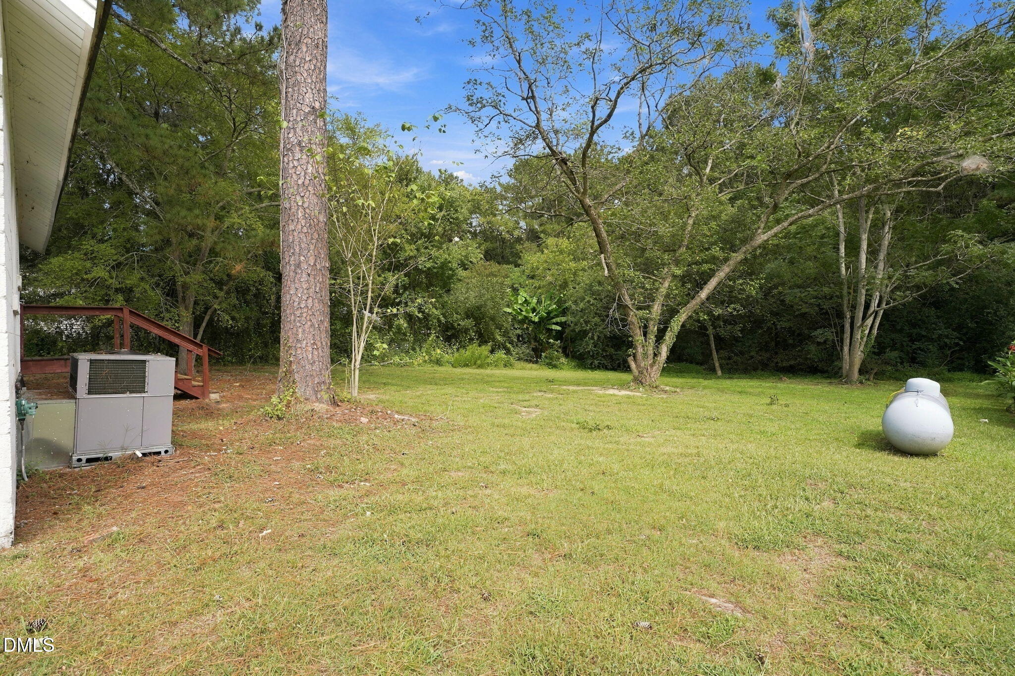 main property photo 26