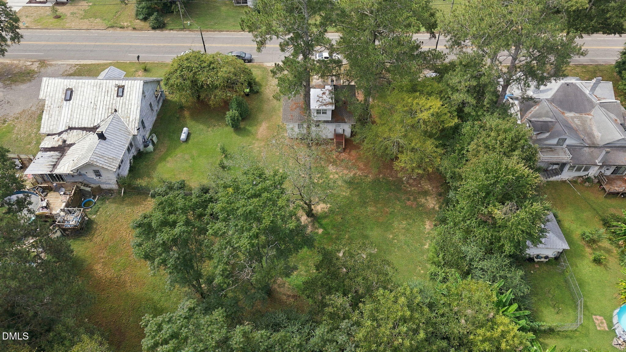 main property photo 29