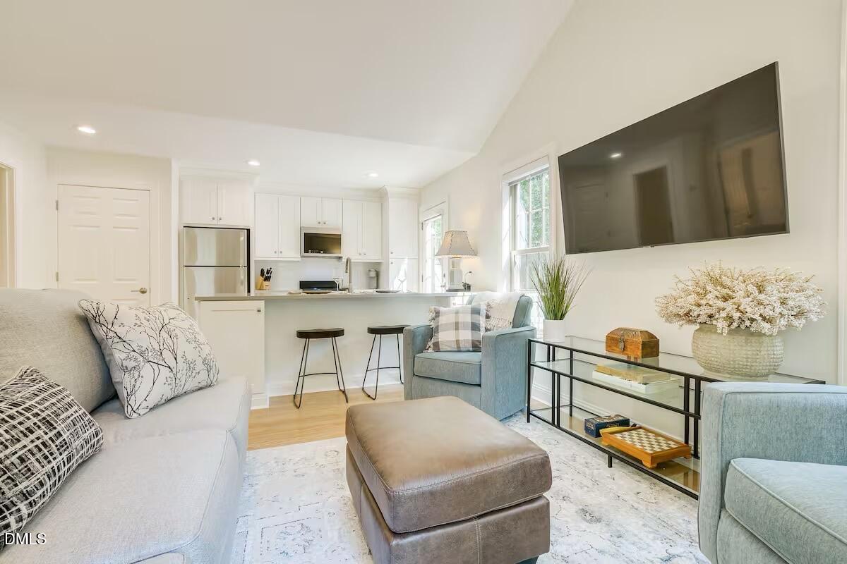 main property photo 68