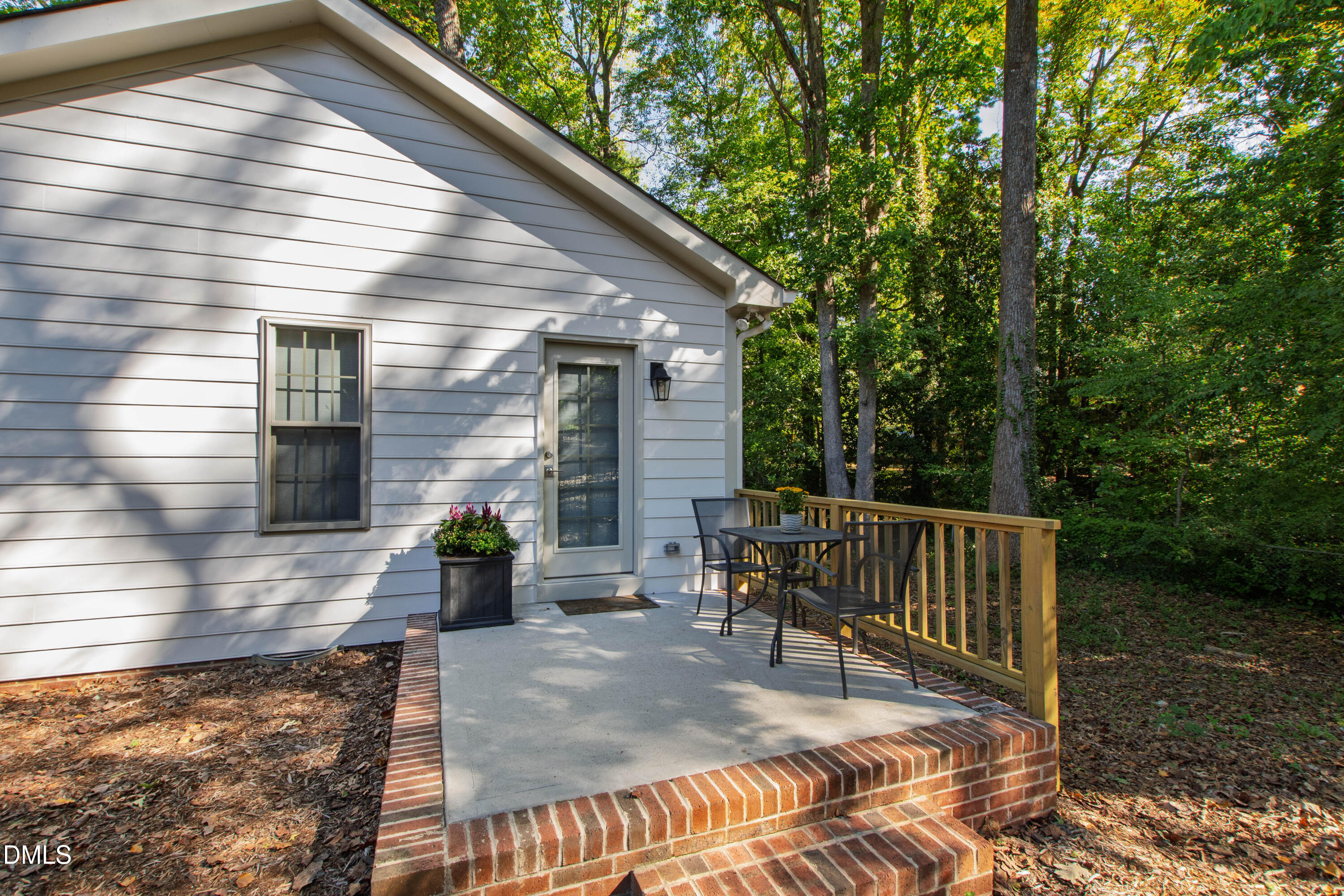 main property photo 85