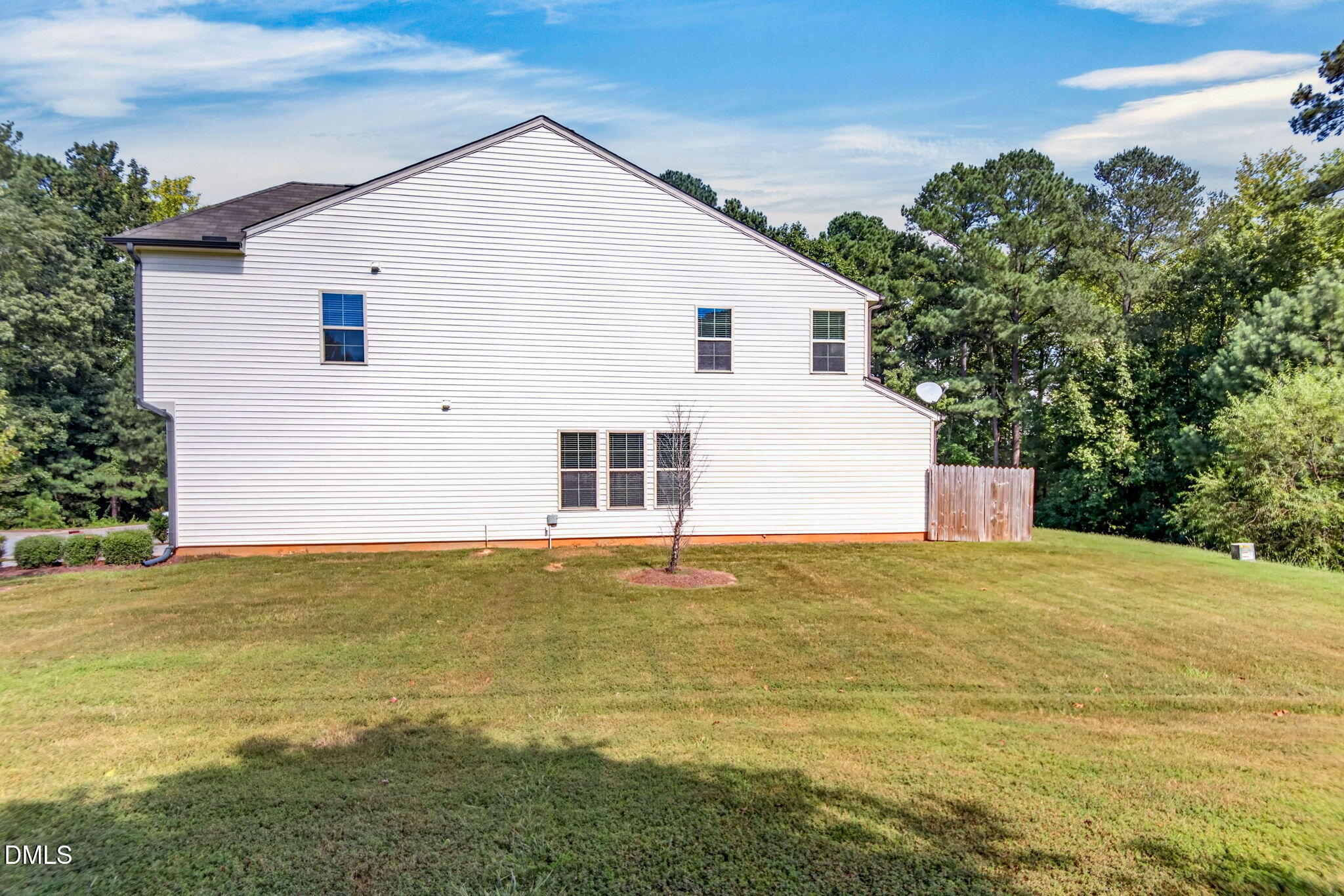 main property photo 44