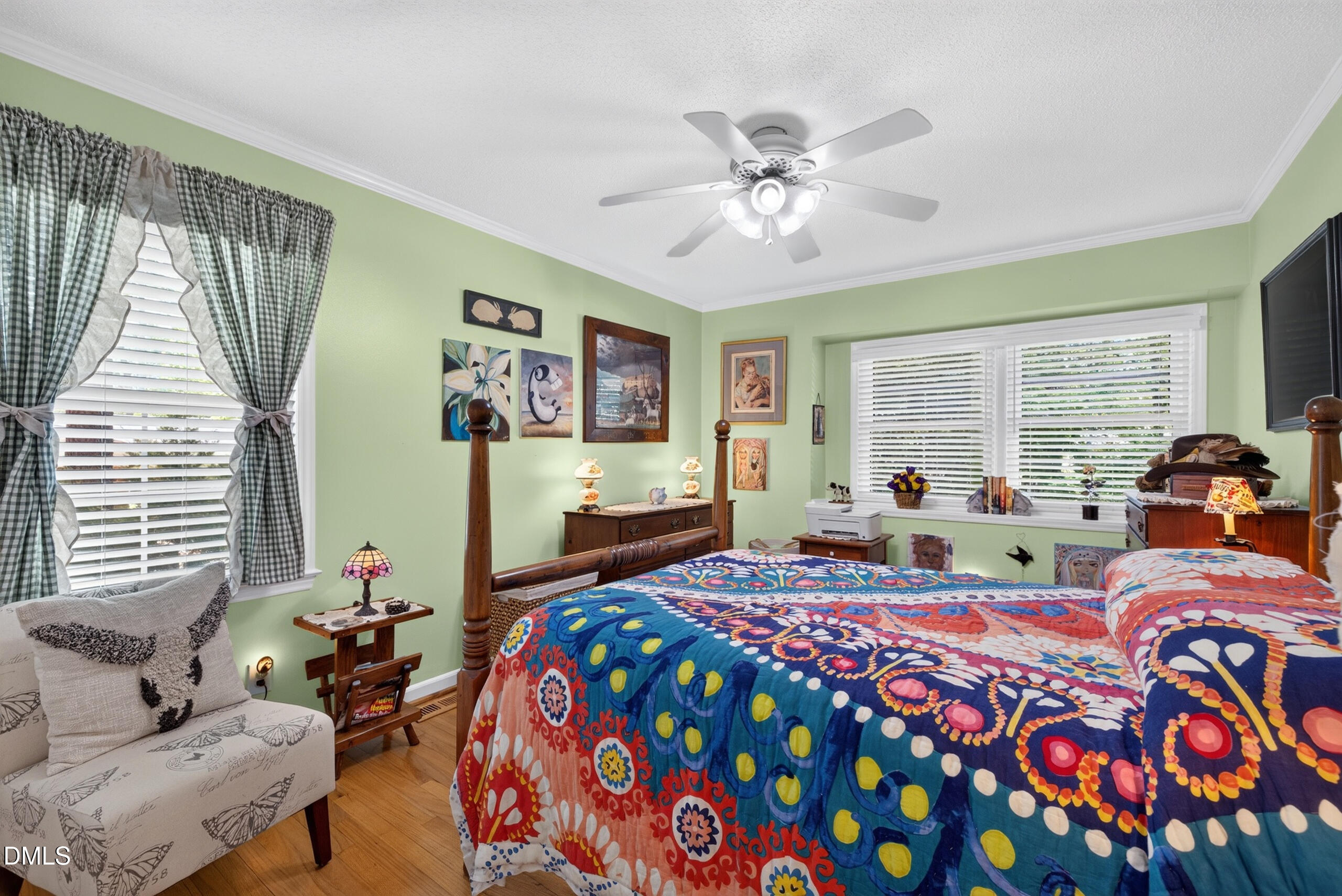 main property photo 16