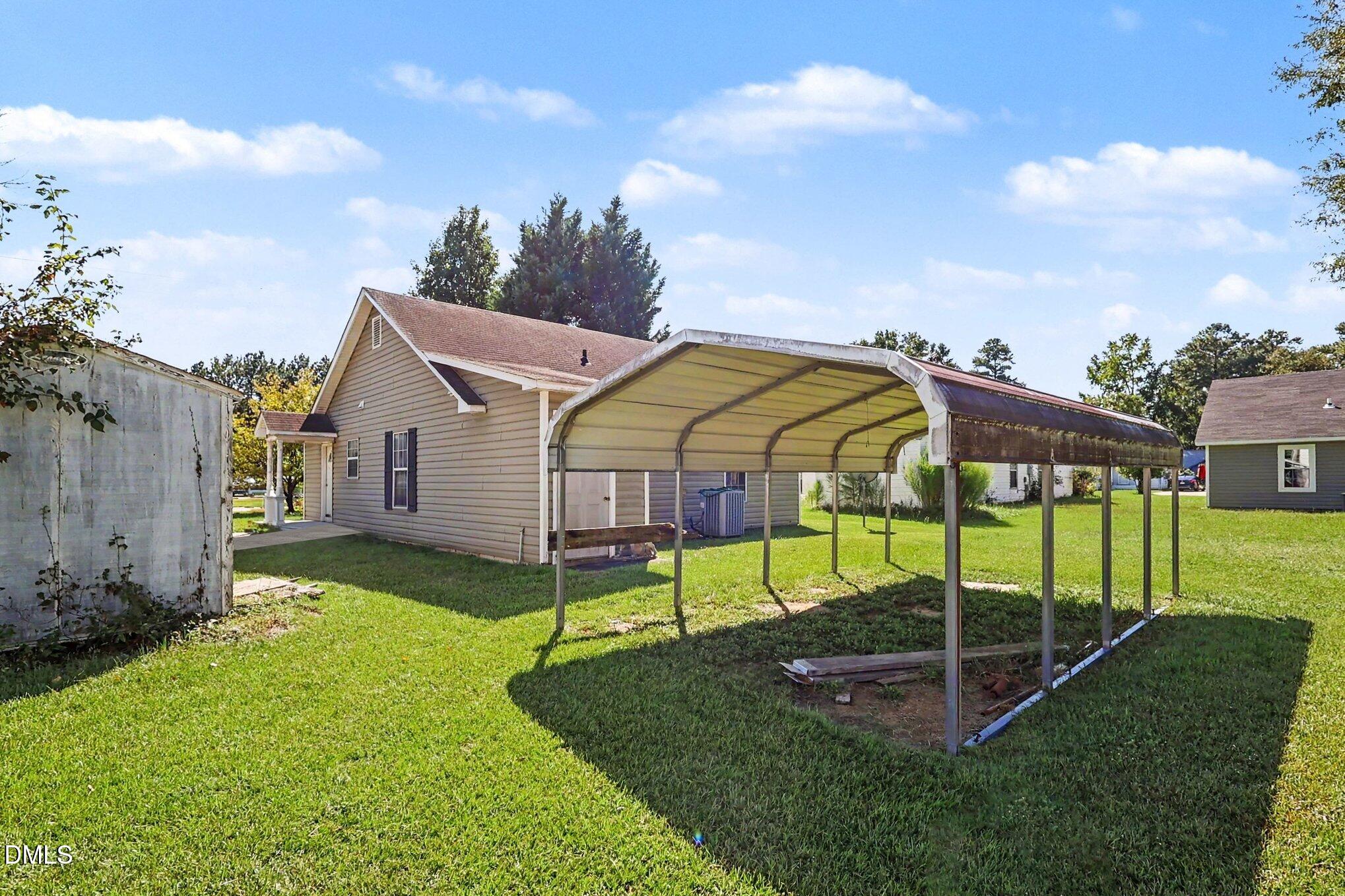 main property photo 31