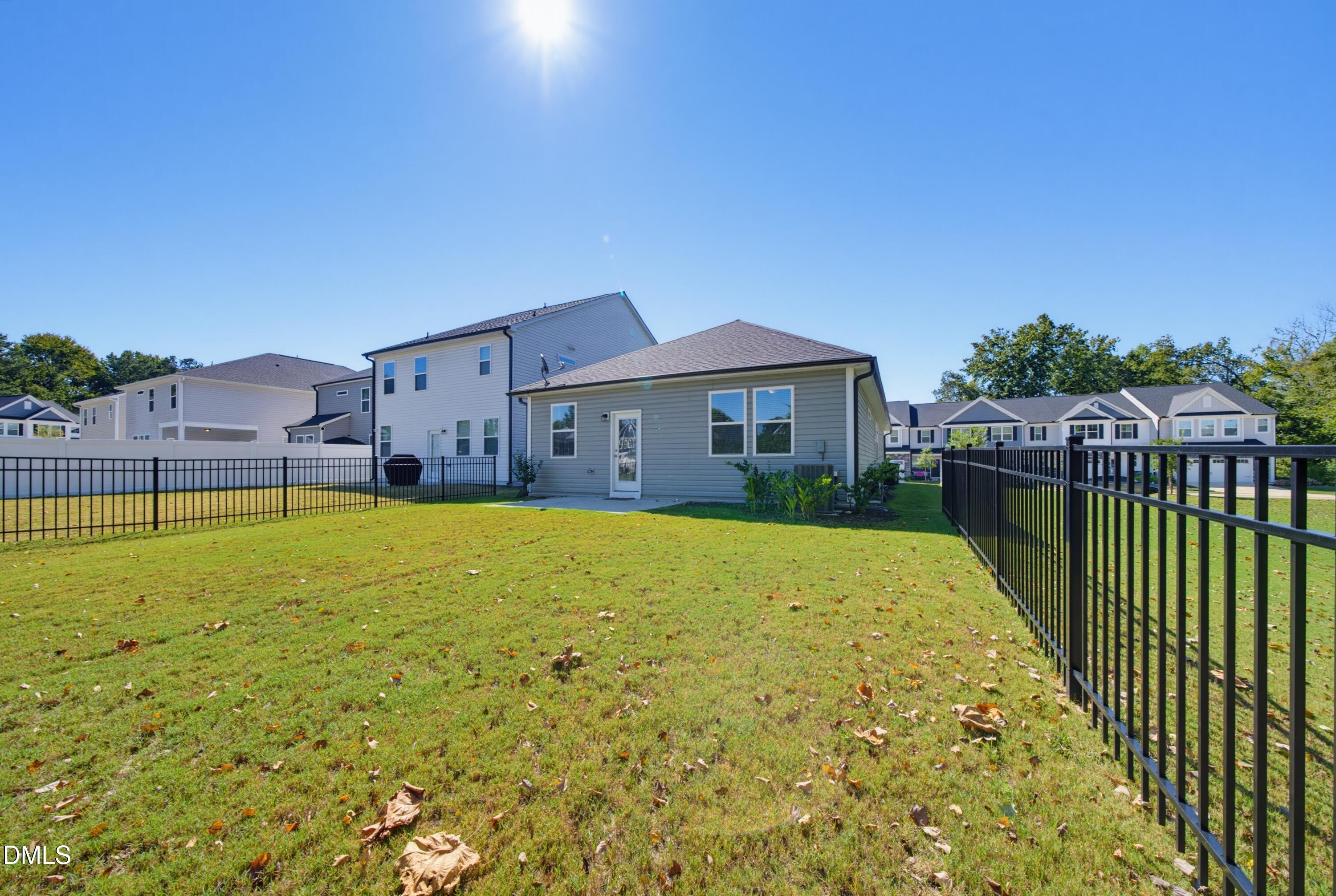 main property photo 27